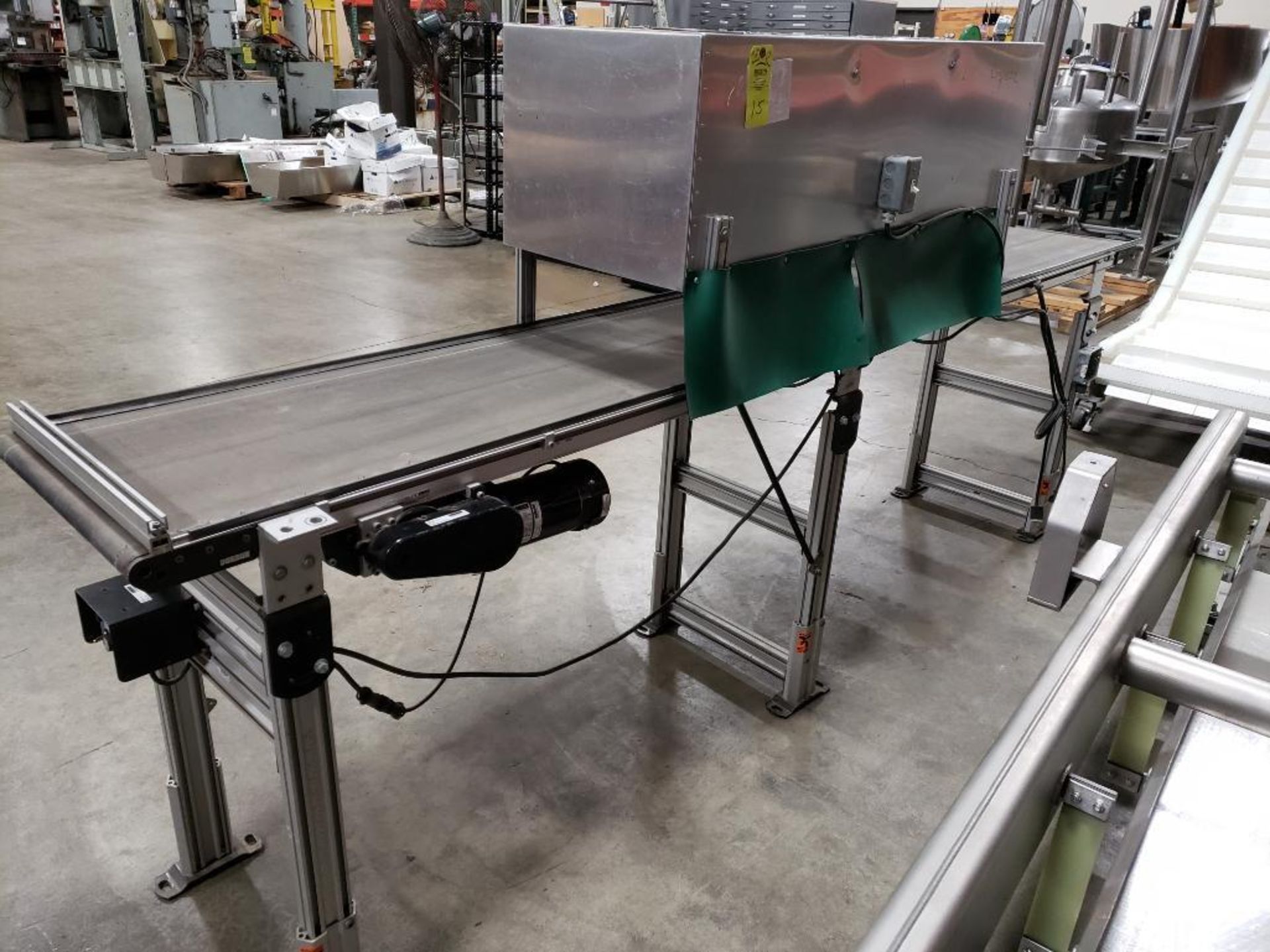 Dorner conveyor / dryer assembly. 118"L x 17"W travel. 122x30x58 overall WxDxH.