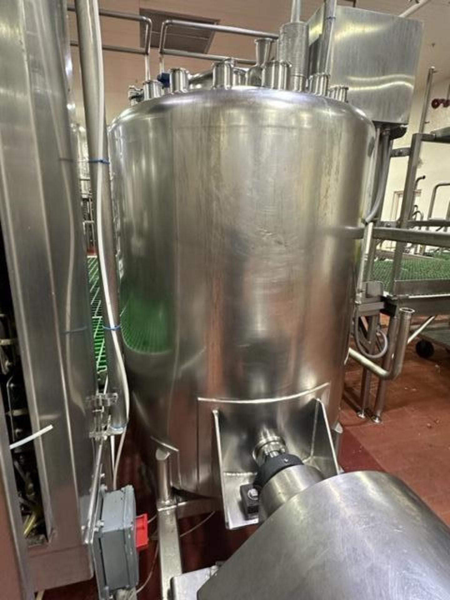 25hp 350 gallon (est) stainless steel food grade batch weigh mix tank. - Image 2 of 19