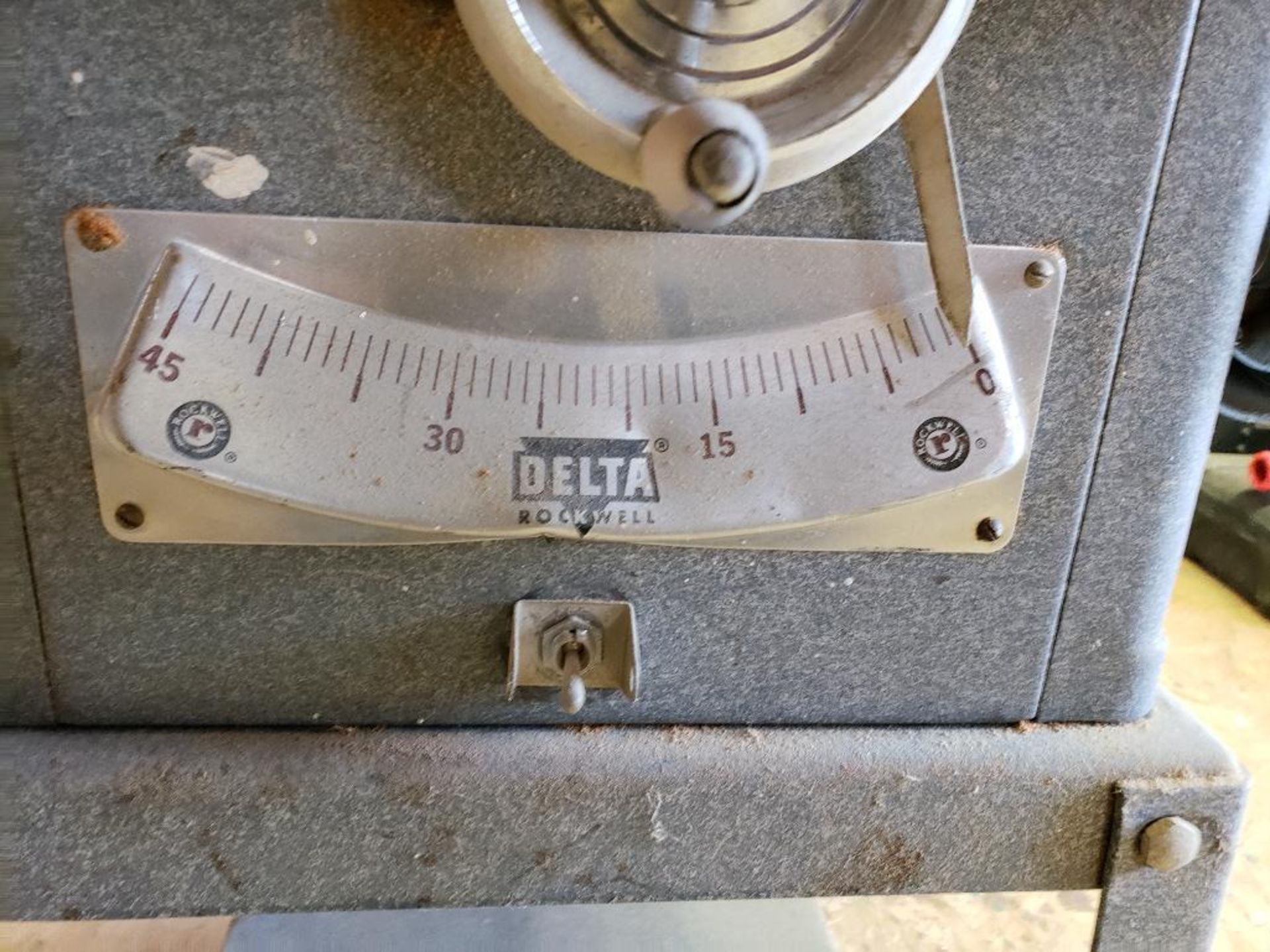 Delta Rockwell table saw. 10in blade. 115v single phase. - Image 3 of 13