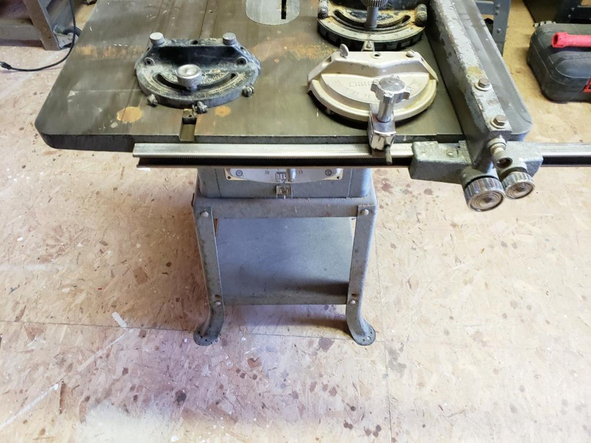 Delta Rockwell table saw. 10in blade. 115v single phase. - Image 2 of 13