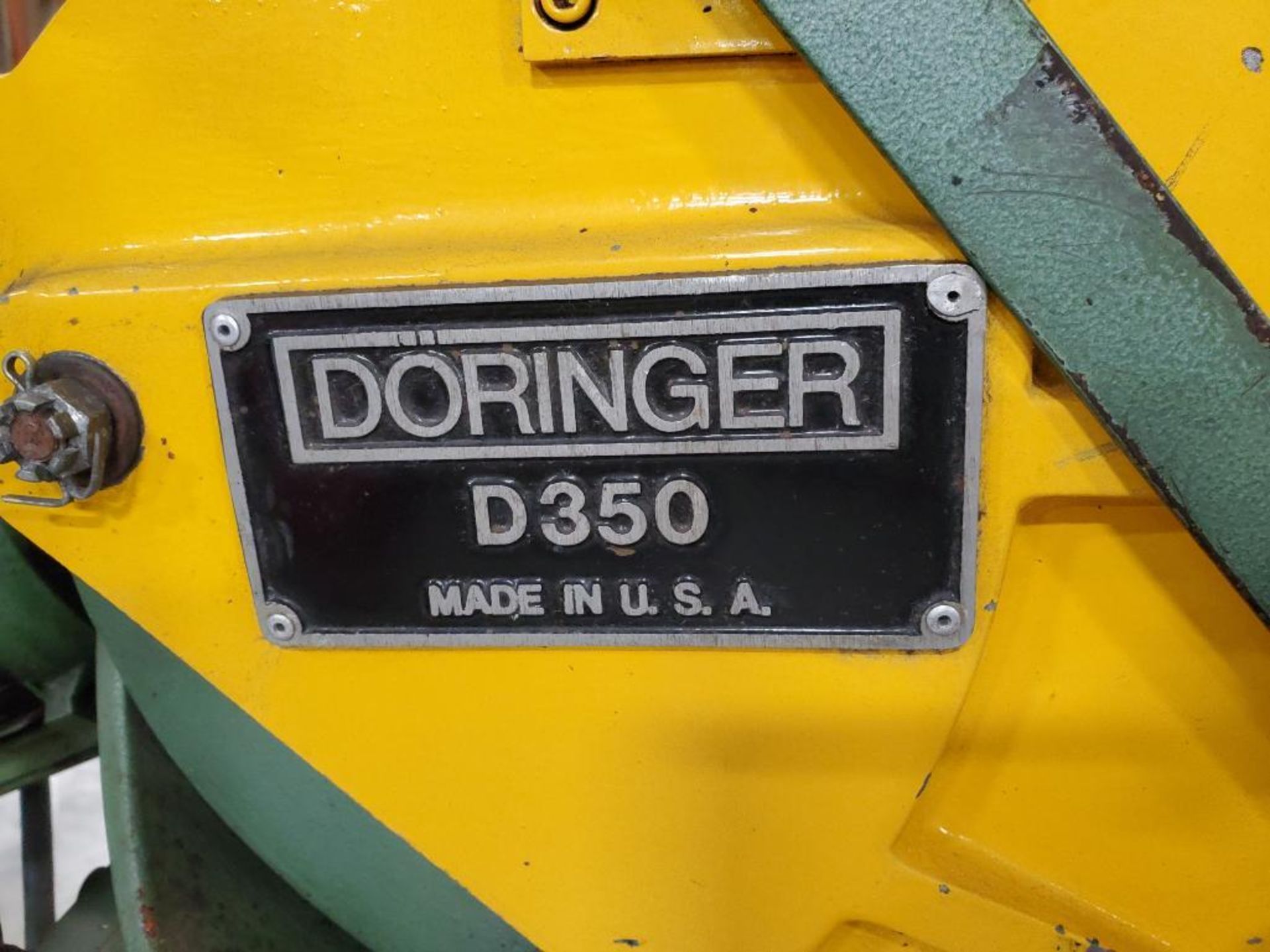 Doringer D350 cold saw with swivel base. - Image 8 of 11
