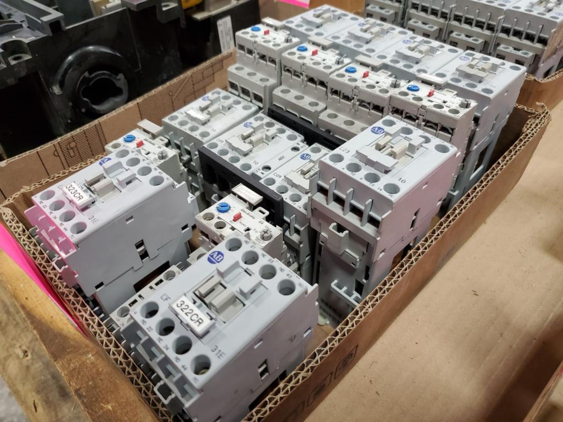 Assorted Allen Bradley contactors. - Image 4 of 4