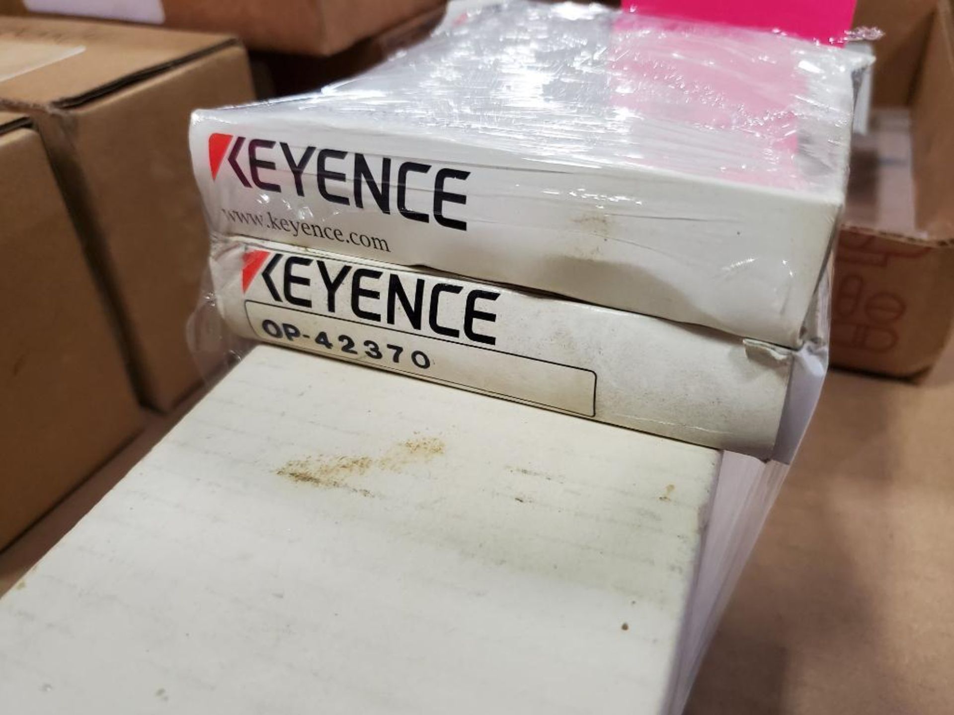 Keyence light curtain set. Part number SL-C16H. New in box. - Image 3 of 3