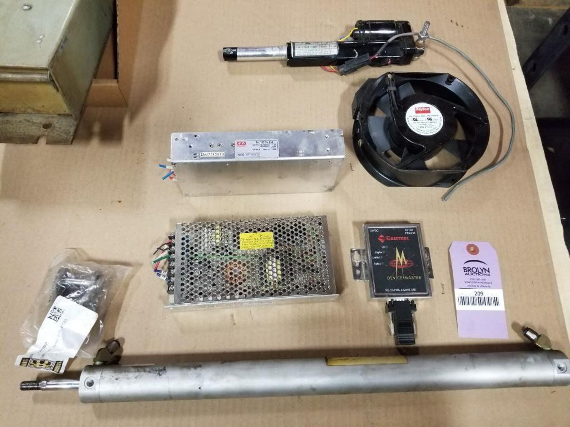 Assorted replacement parts. Actuator, fan, power supply. Dayton, Meanwell. - Image 10 of 12