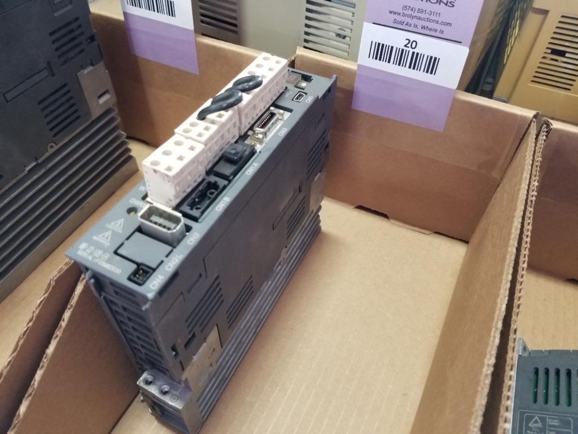 Mitsubishi MELSEC MR-J3-10B-EB ac servo drive. 100W.