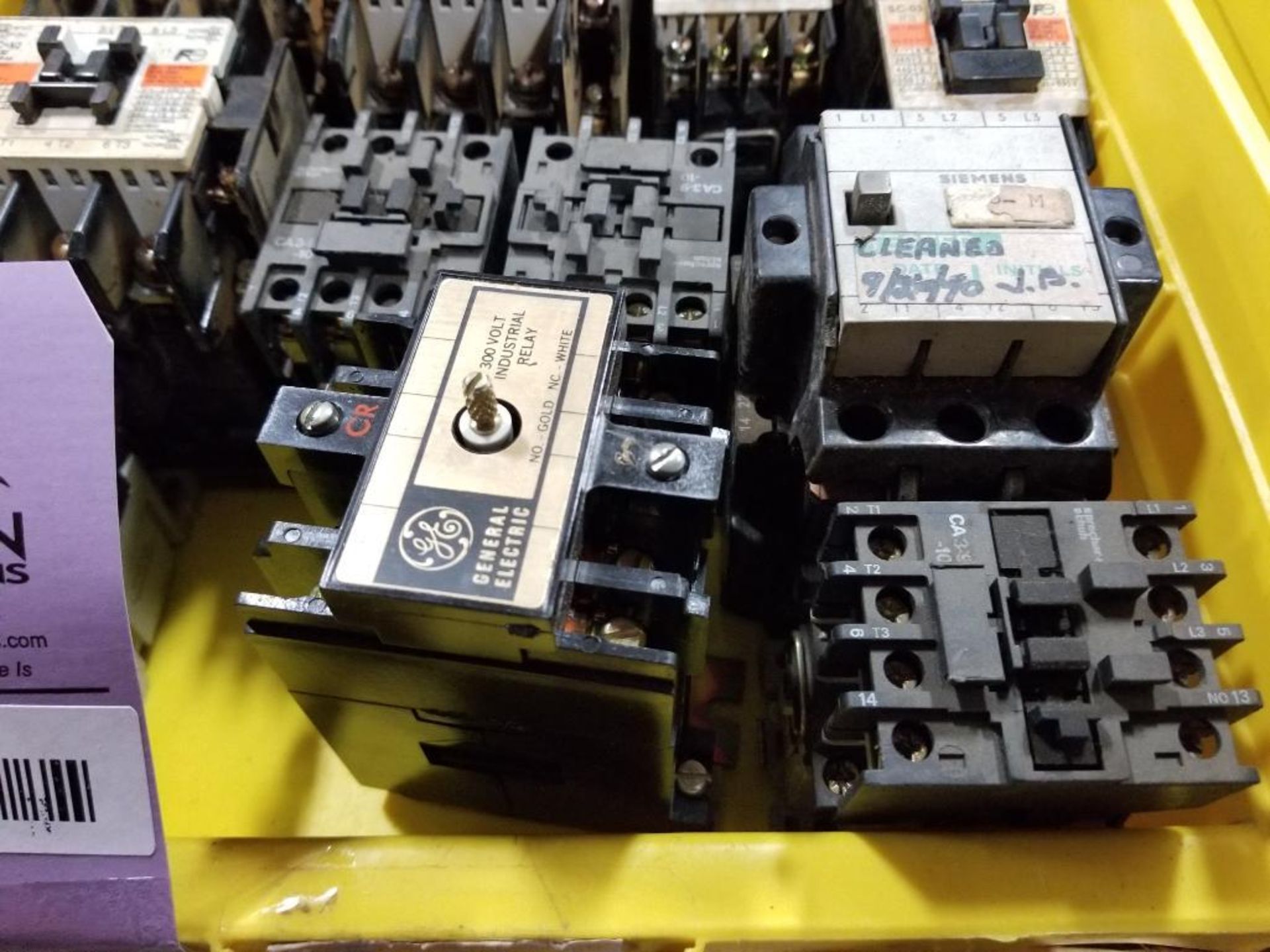 Assorted electrical contactor and relays. GE, Fuji, Cerus Industrial. - Image 2 of 9