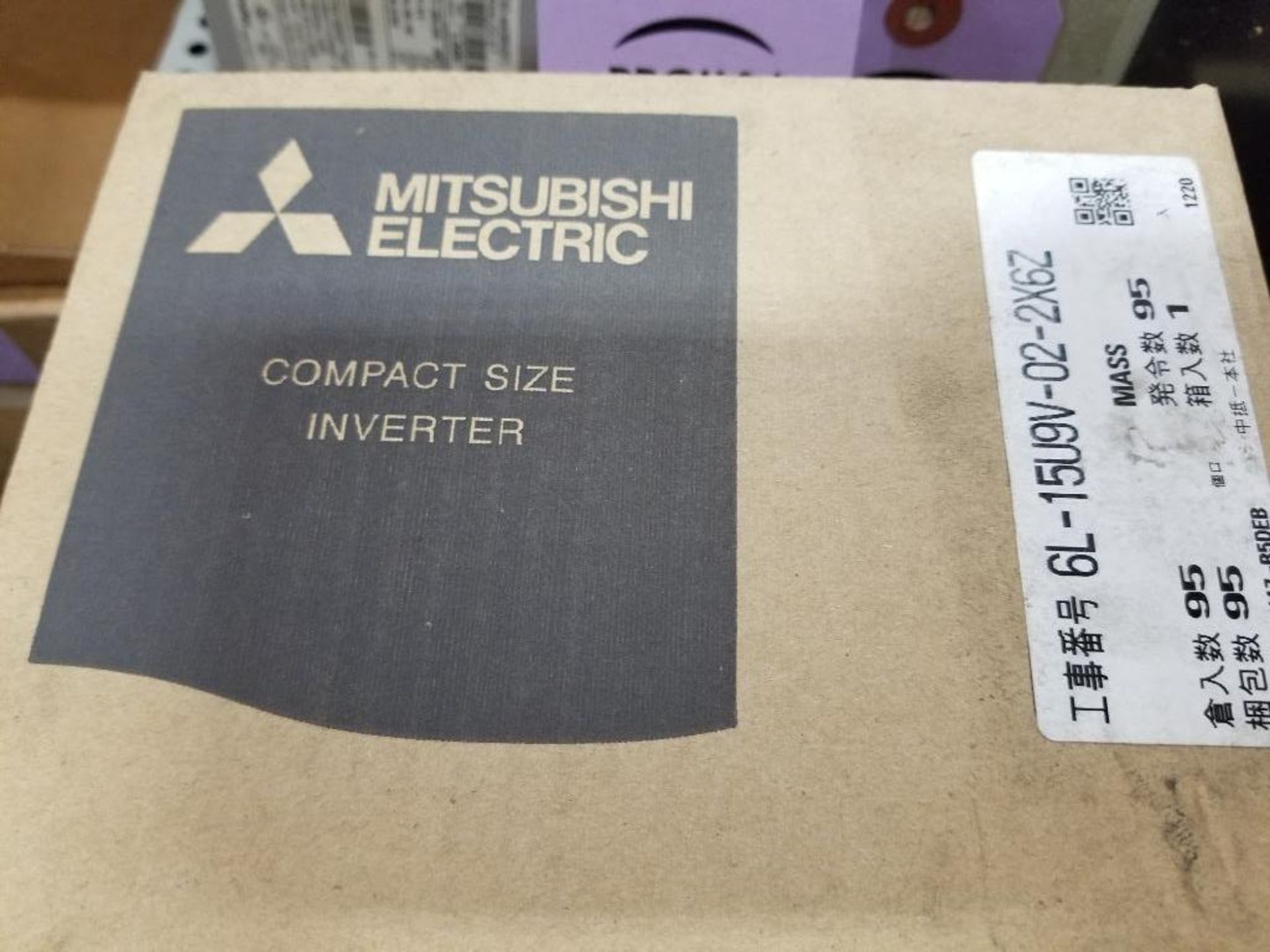 Mitsubishi FR-D720-042-N7 compact size inverter drive. New in box. - Image 5 of 5