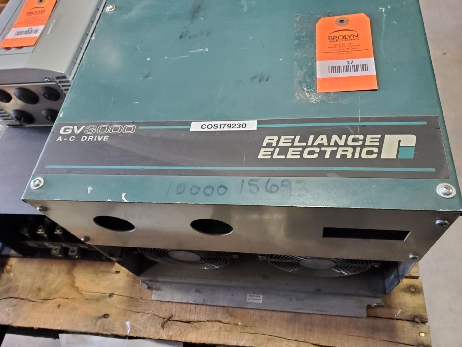 Reliance Electric GV3000U-AC106-AA-DBT AC Drive. - Image 2 of 6