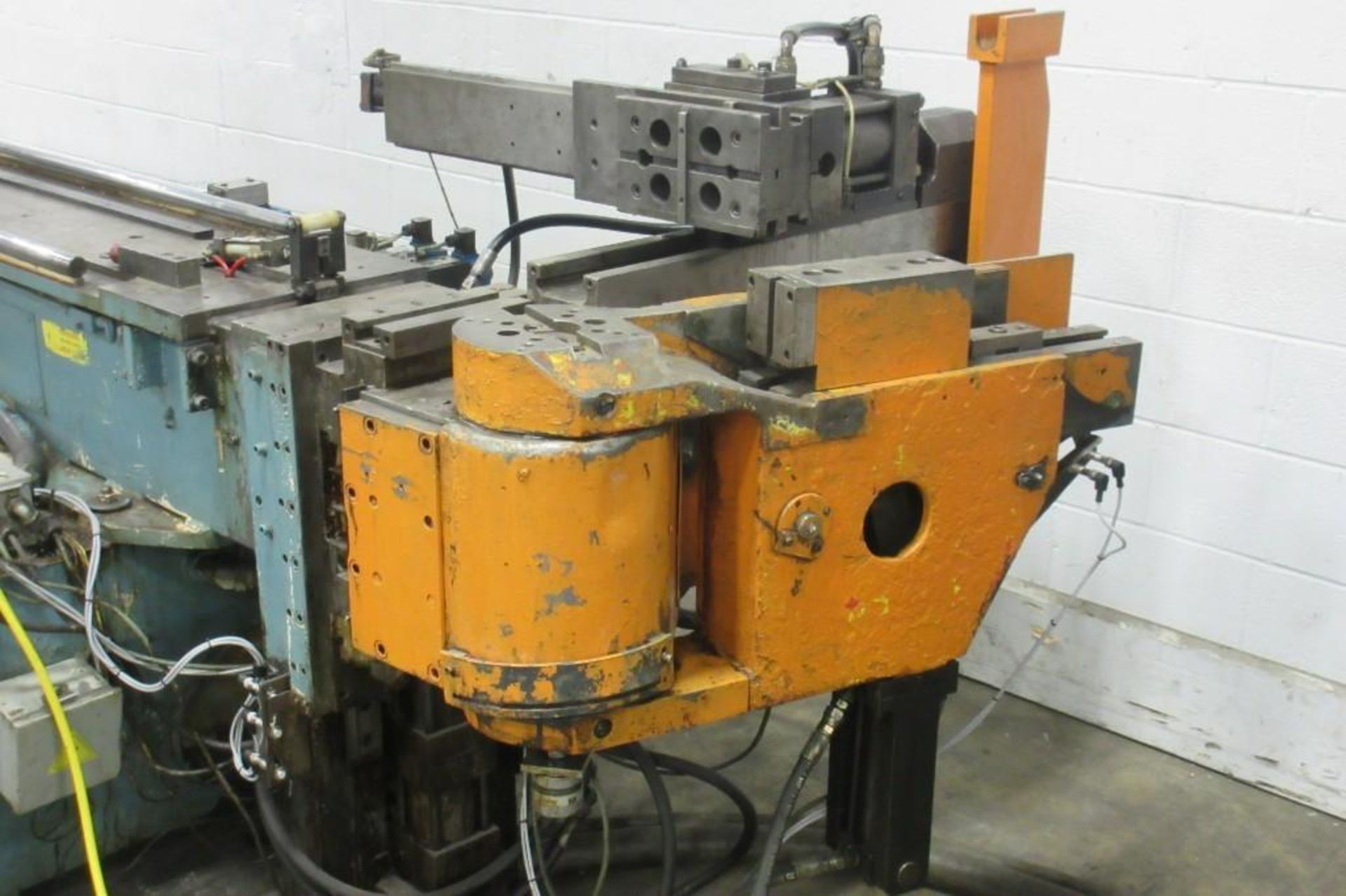 Eagle Eaton Leonard VB300 3-Axis CNC tube bender, head shift, mandrel, 3” capacity - Image 3 of 5