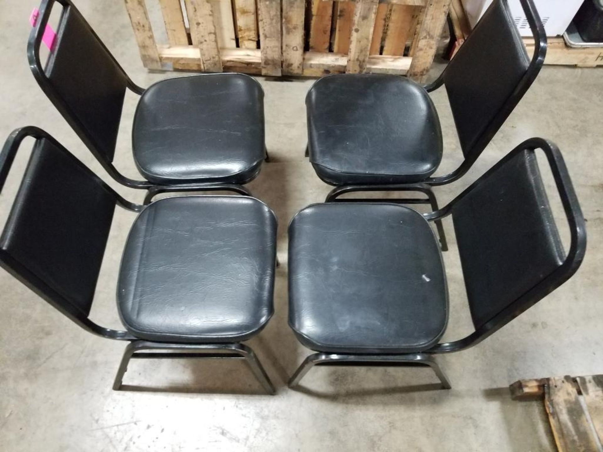 4 chairs. - Image 2 of 8