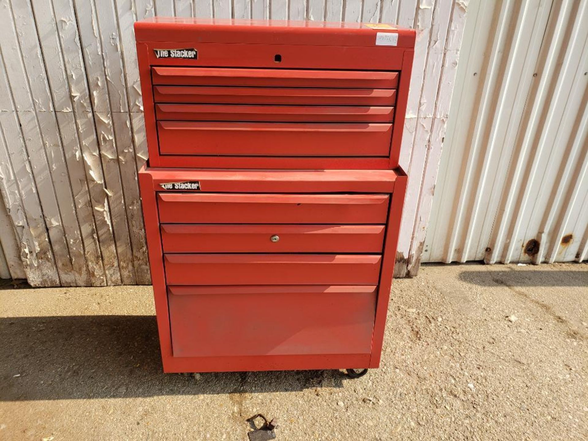Rolling tool box cabinet. 26x16x43 WxDxH. - Image 2 of 11