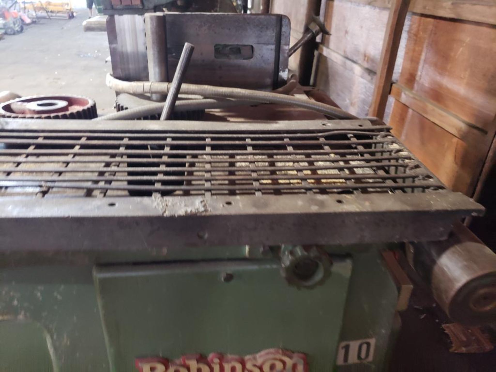Robinson 1070 vertical resaw. Type: FF/T, 36In. - Image 8 of 15