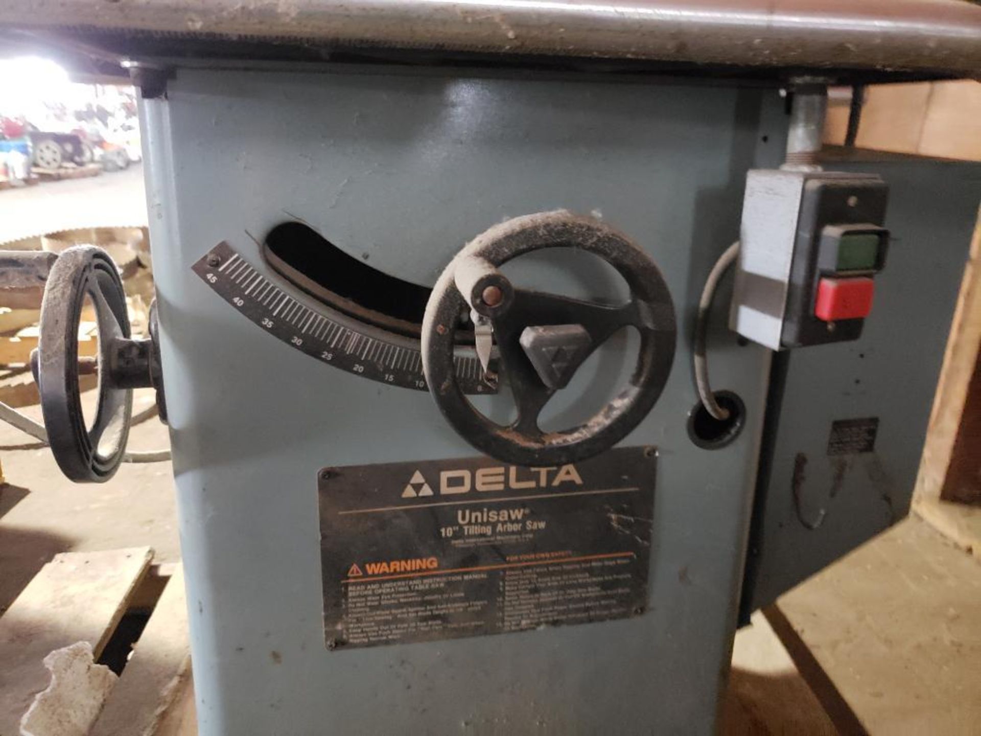 Delta Unisaw 10" tilting arbor saw. - Image 3 of 7