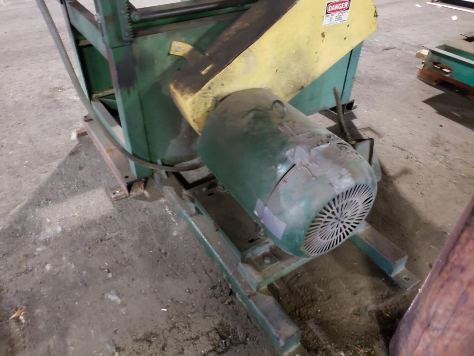 Alden Machinery gang rip saw. 30hp arbor motor. Needs feed motor. 3ph 230/460v. - Image 12 of 14