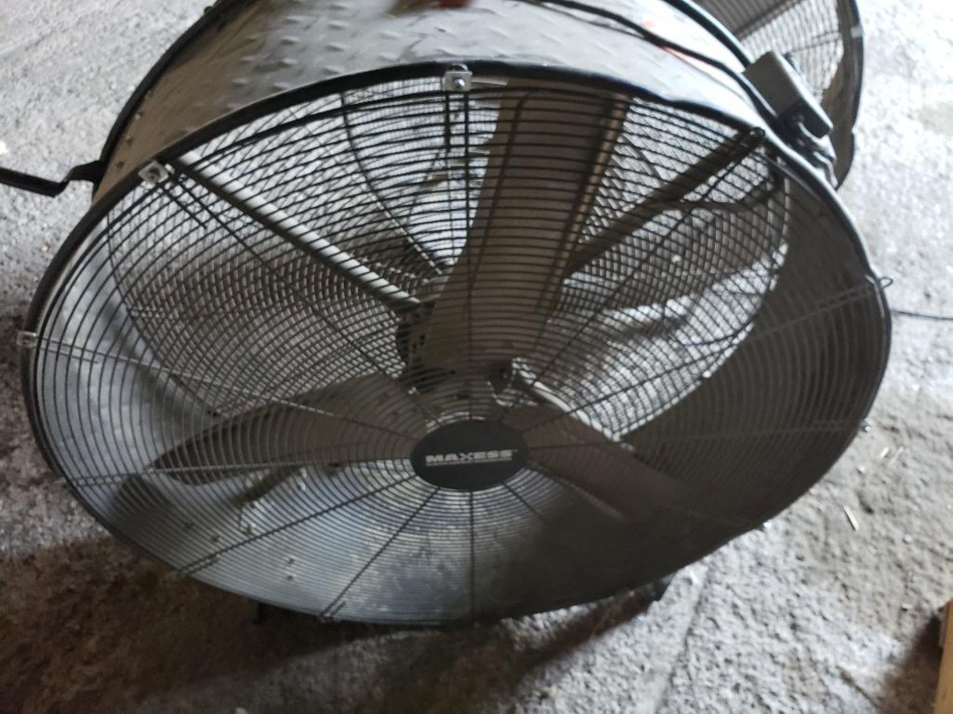 Maxess barrel fan. - Image 4 of 4