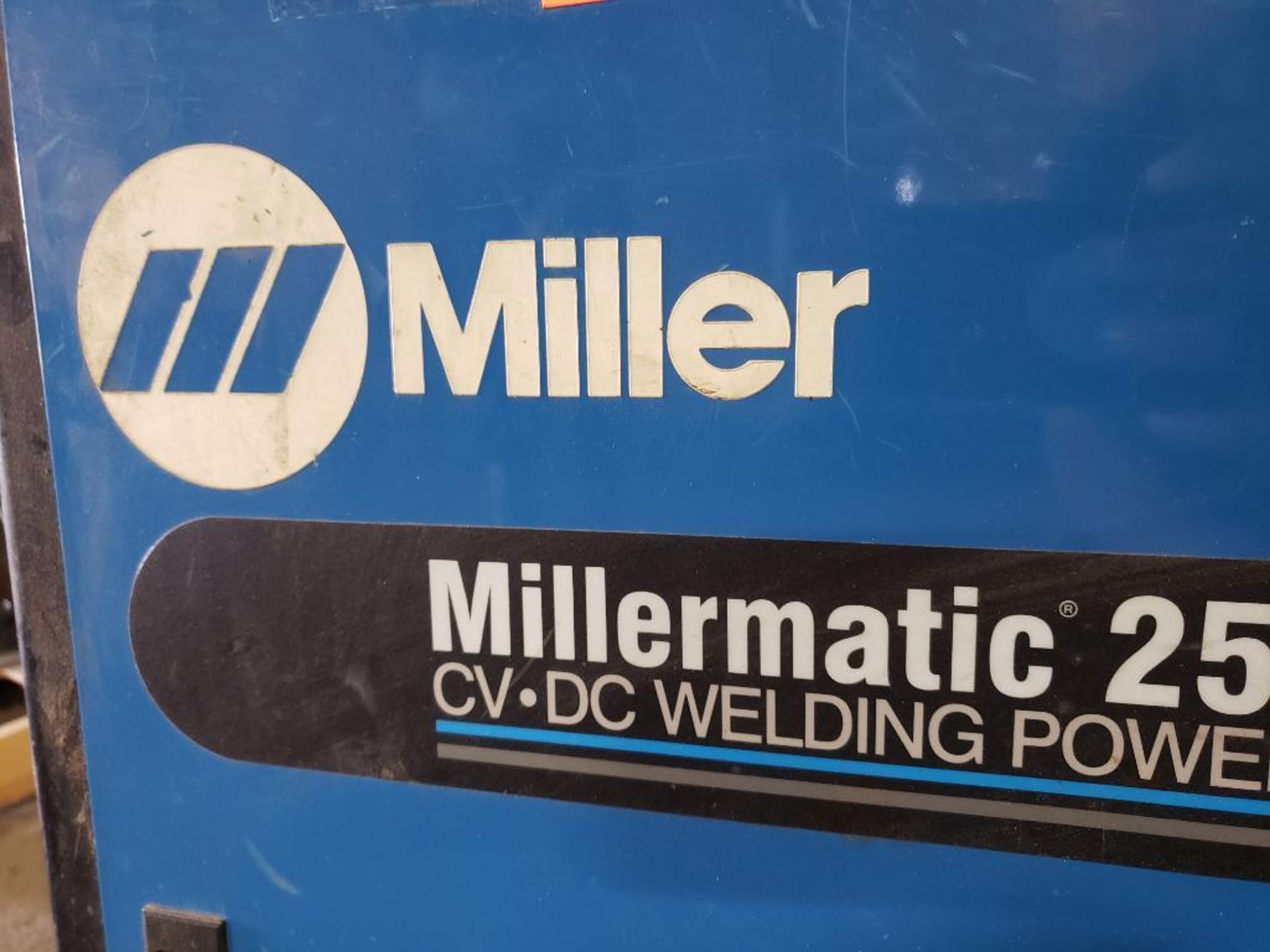 Miller Millermatic 250 CV - DC welding power source / wire feeder. 903291. - Image 3 of 8
