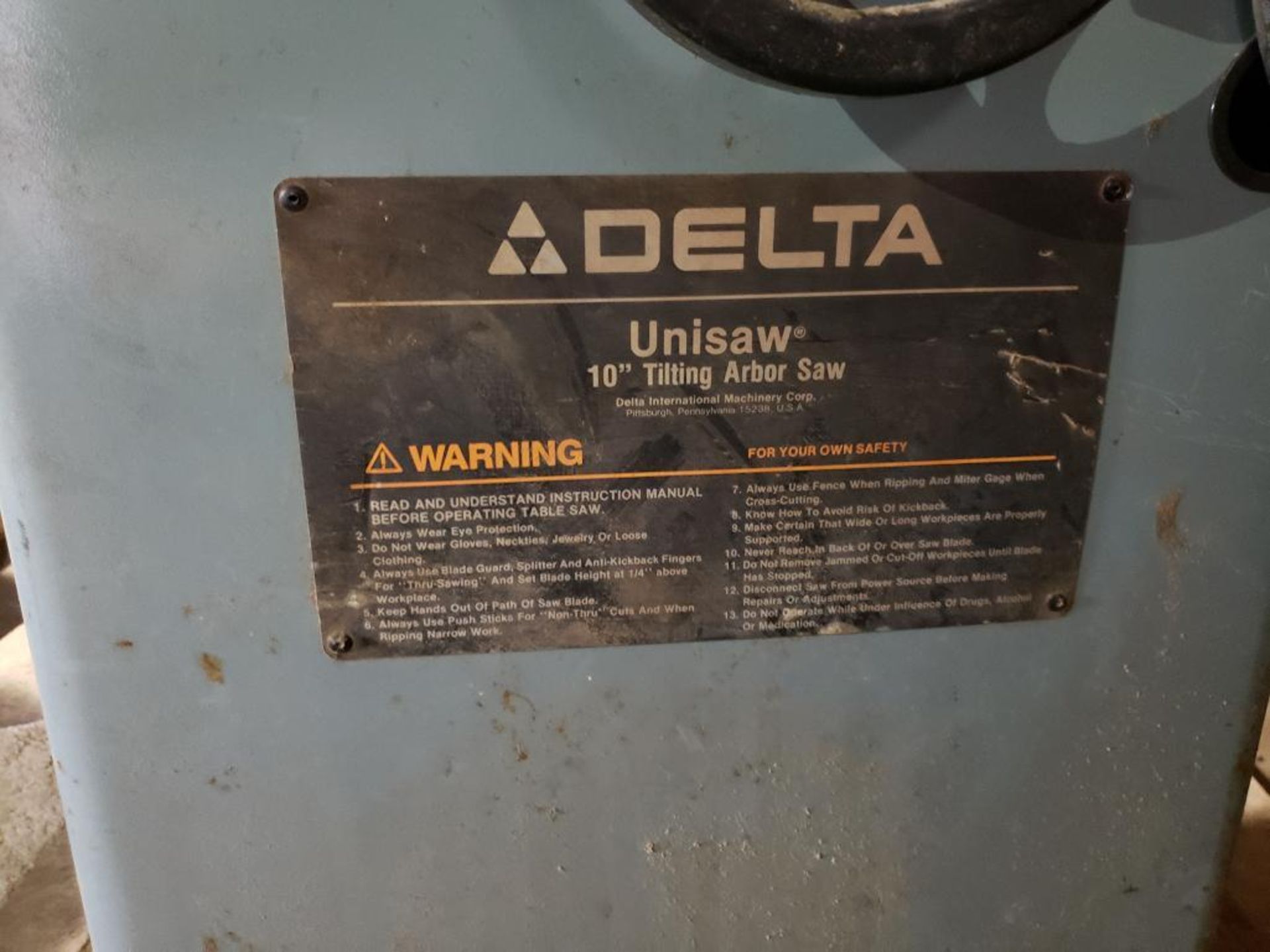 Delta Unisaw 10" tilting arbor saw. - Image 2 of 7