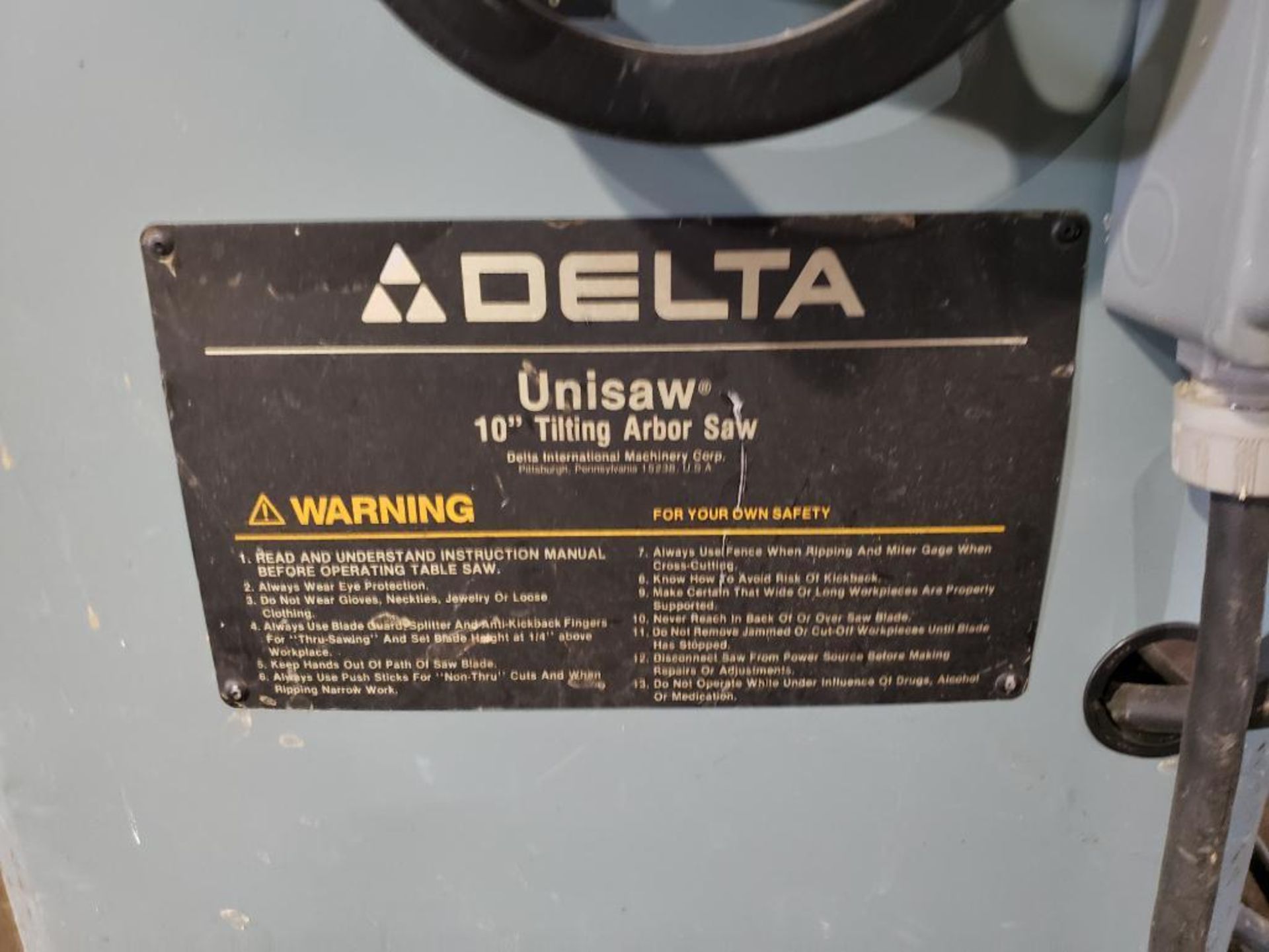 Delta Unisaw 10" tilting arbor saw. - Image 3 of 5