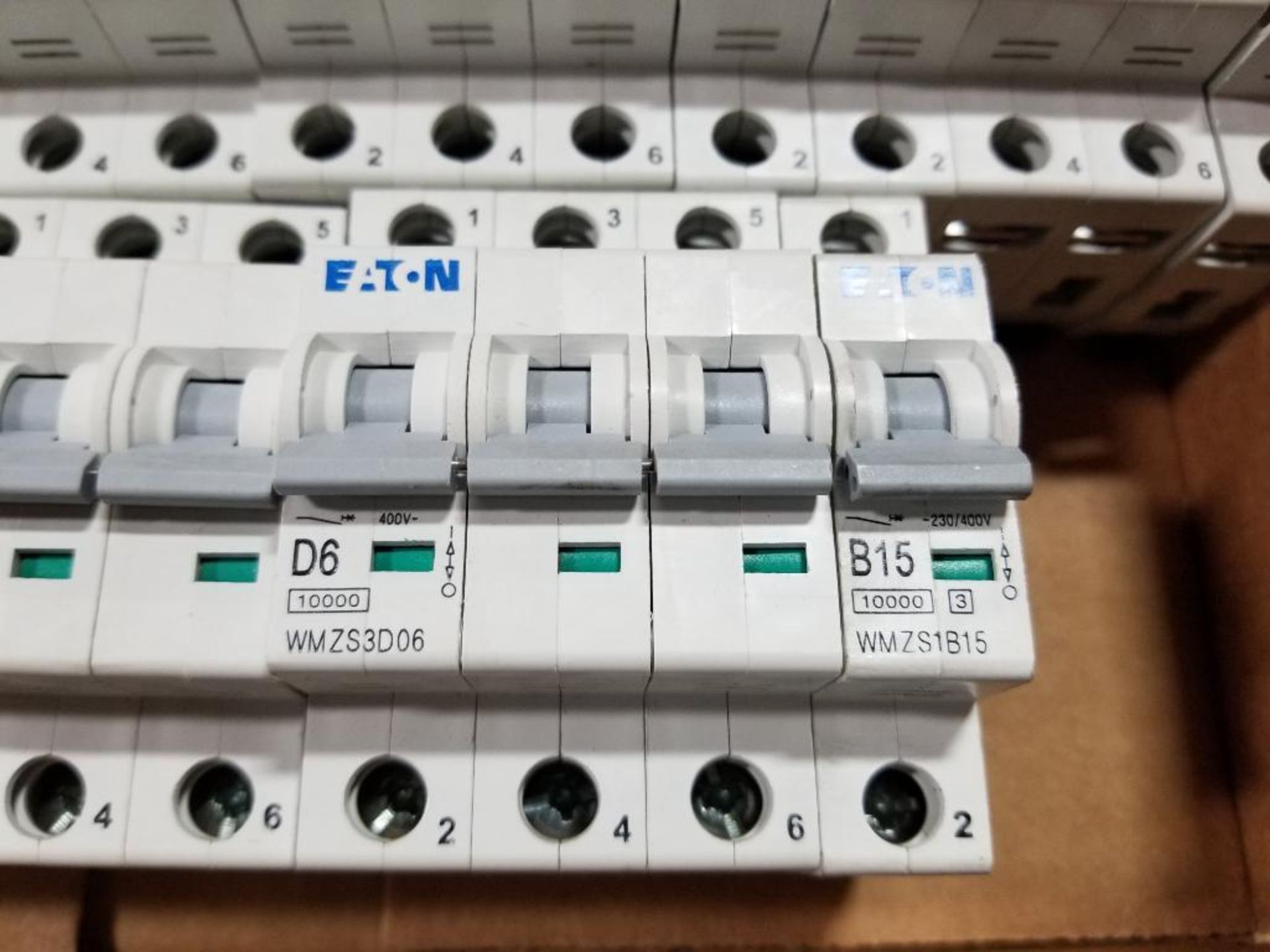 Assorted electrical circuit breakers. Eaton. - Image 3 of 8