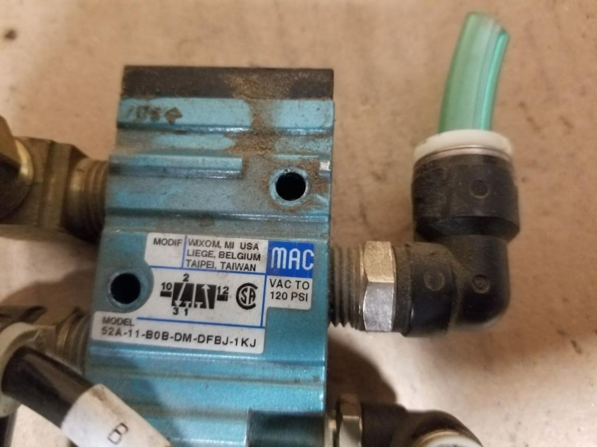 Assorted Mac valves. - Image 16 of 20