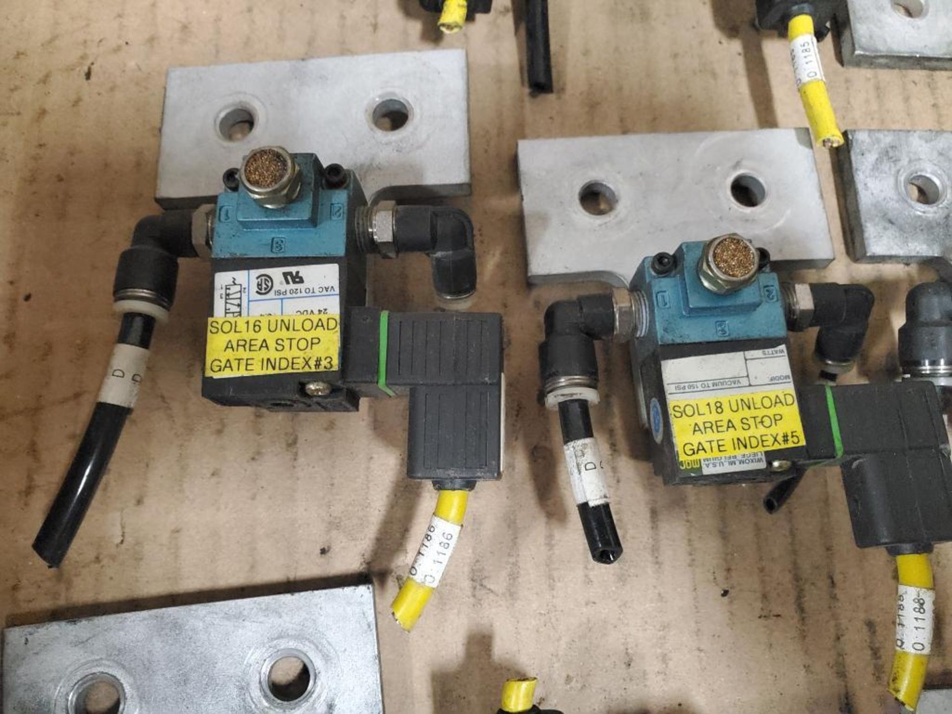 Large assortment of Mac valves. - Image 12 of 15