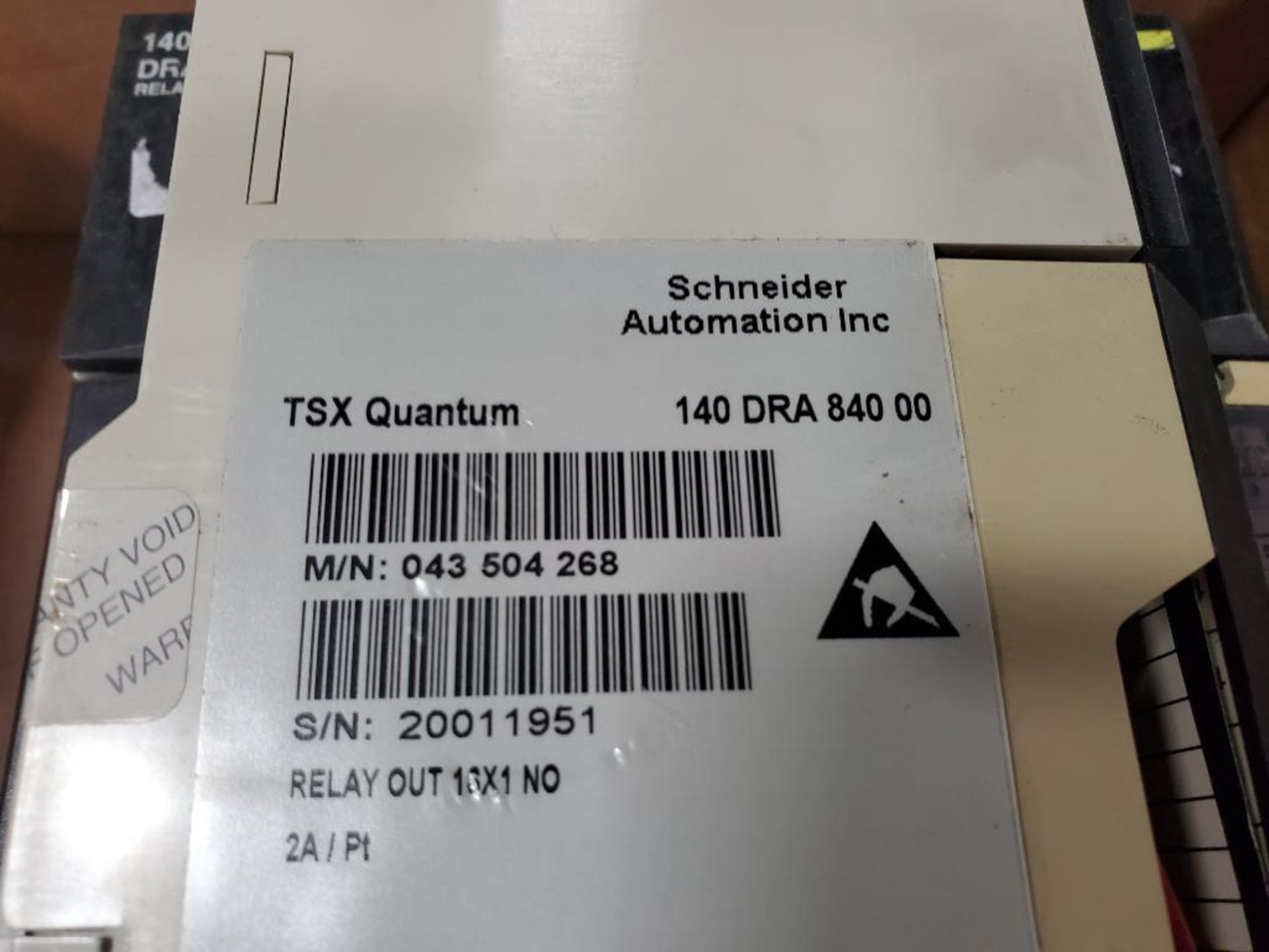 Qty 5 - AEG Schneider Automation DRA84000 RELAY OUT module. TSX Quantum 140DRA84000. - Image 5 of 5