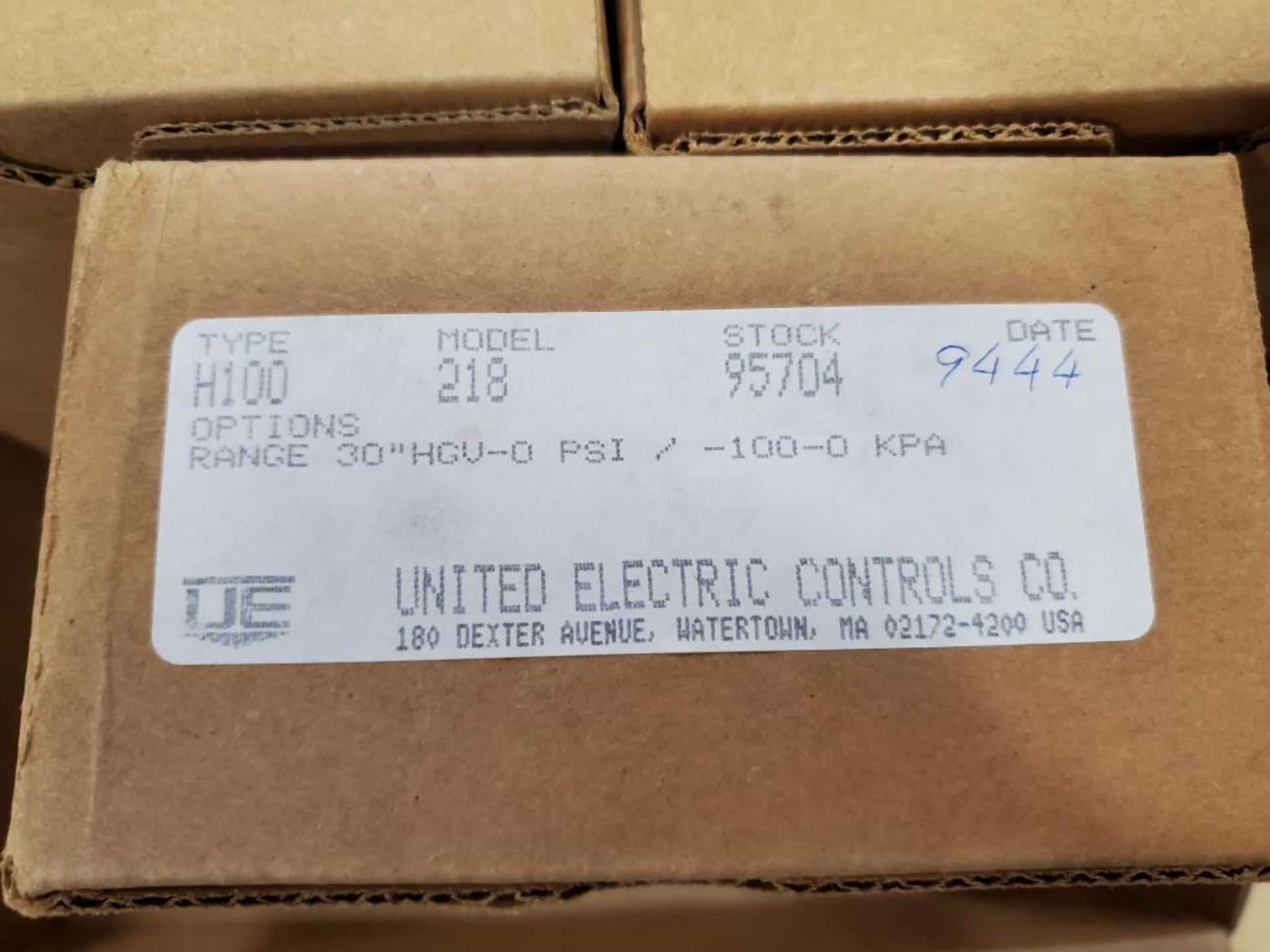 Qty 5 - United Electric controls H100 Model 218 gage. 30" HGV-0 PSI / -100-0 KPA. New in box. - Image 6 of 8