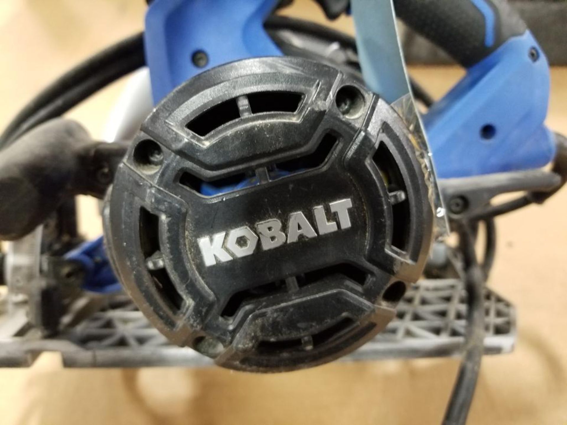 Kobalt IE Brake Magnesium 15AMP circular saw. K15CS-06AC. - Image 5 of 6