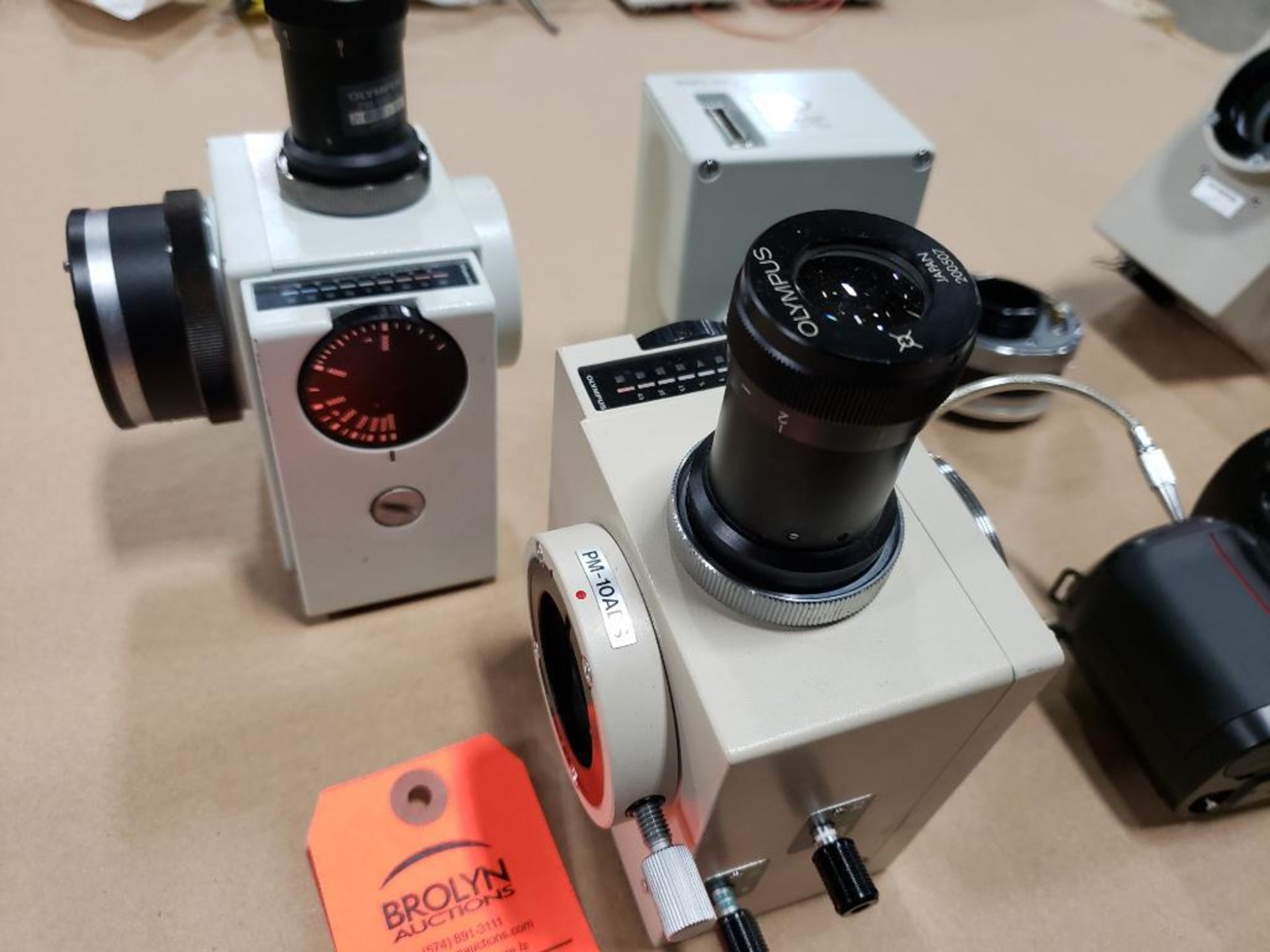Assorted microscope camera attachments. Olympus, Nikon. - Image 2 of 6