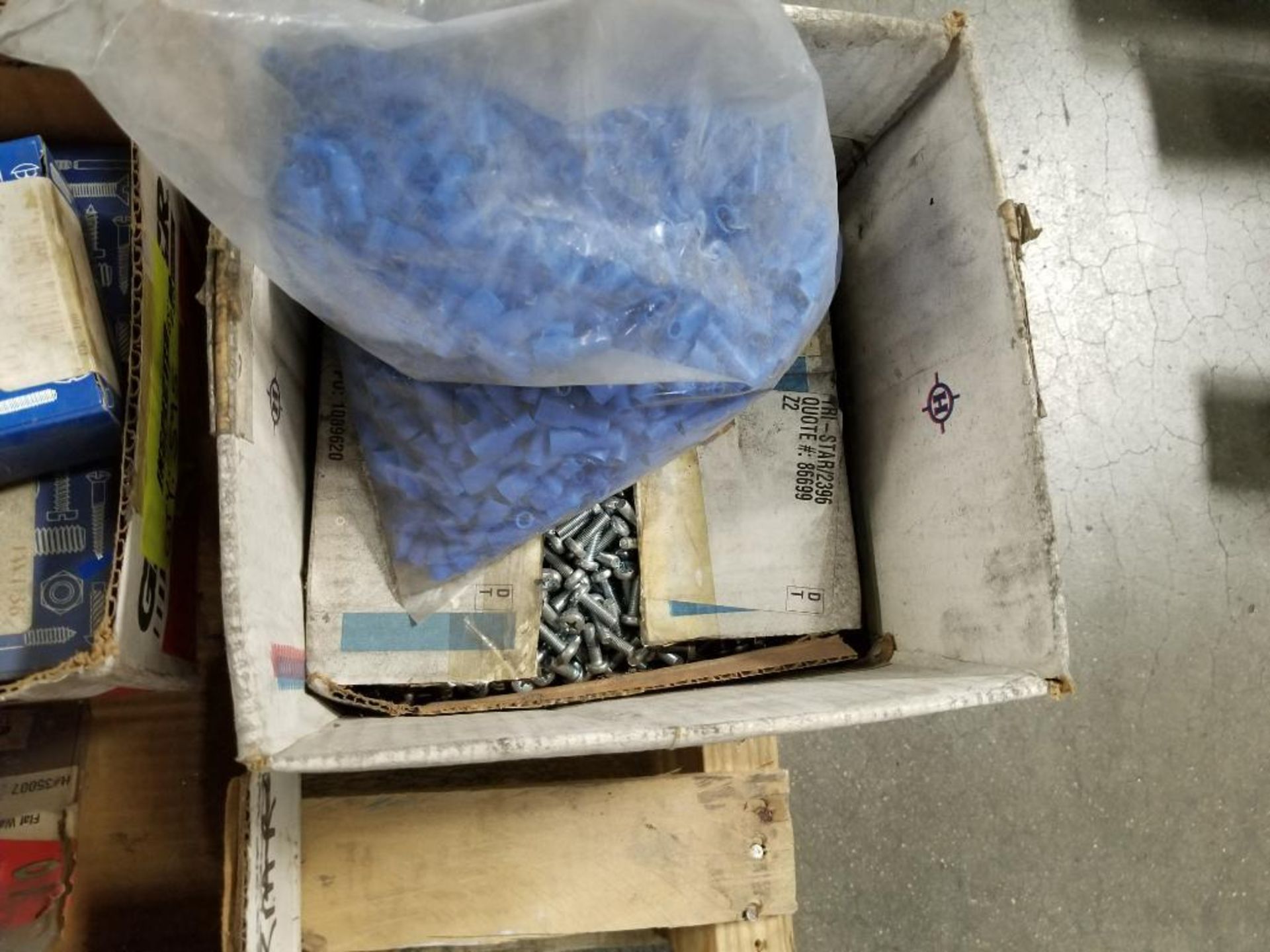 Pallet of assorted replacement parts, hardware. - Image 6 of 12