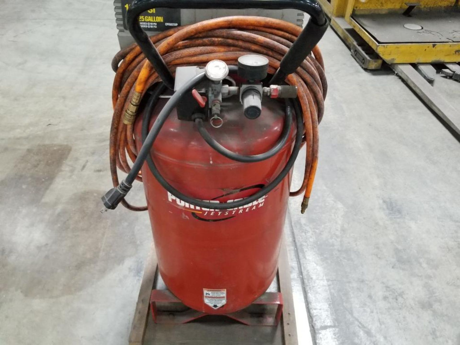 Porter Cable Jetstream 135PSI, 6HP, 25Gal. compressor. - Image 5 of 6