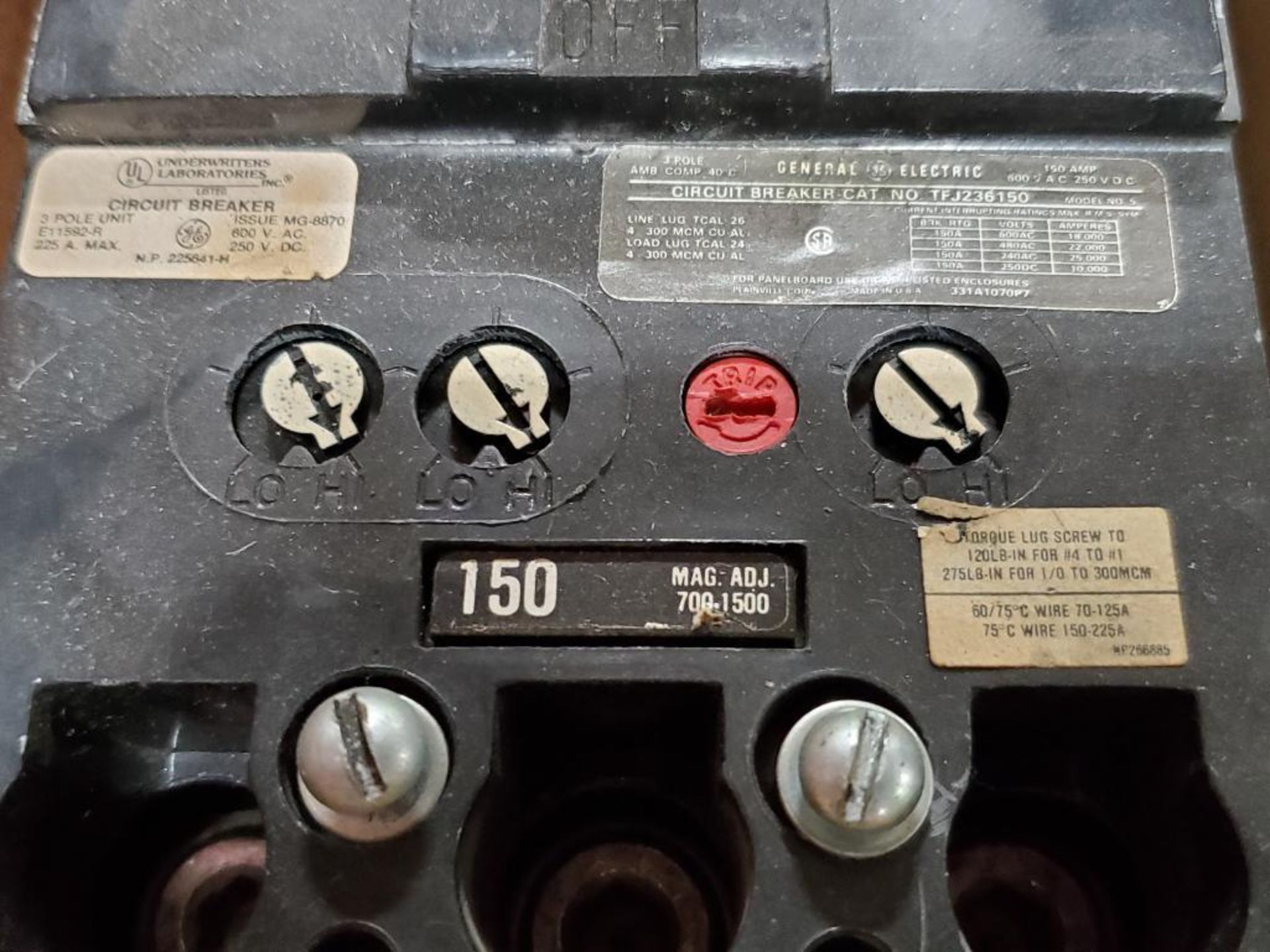 Qty 2 - GE NP225641-H adjustable circuit breaker. 150MAG ADJ. 700-1500. - Image 2 of 4