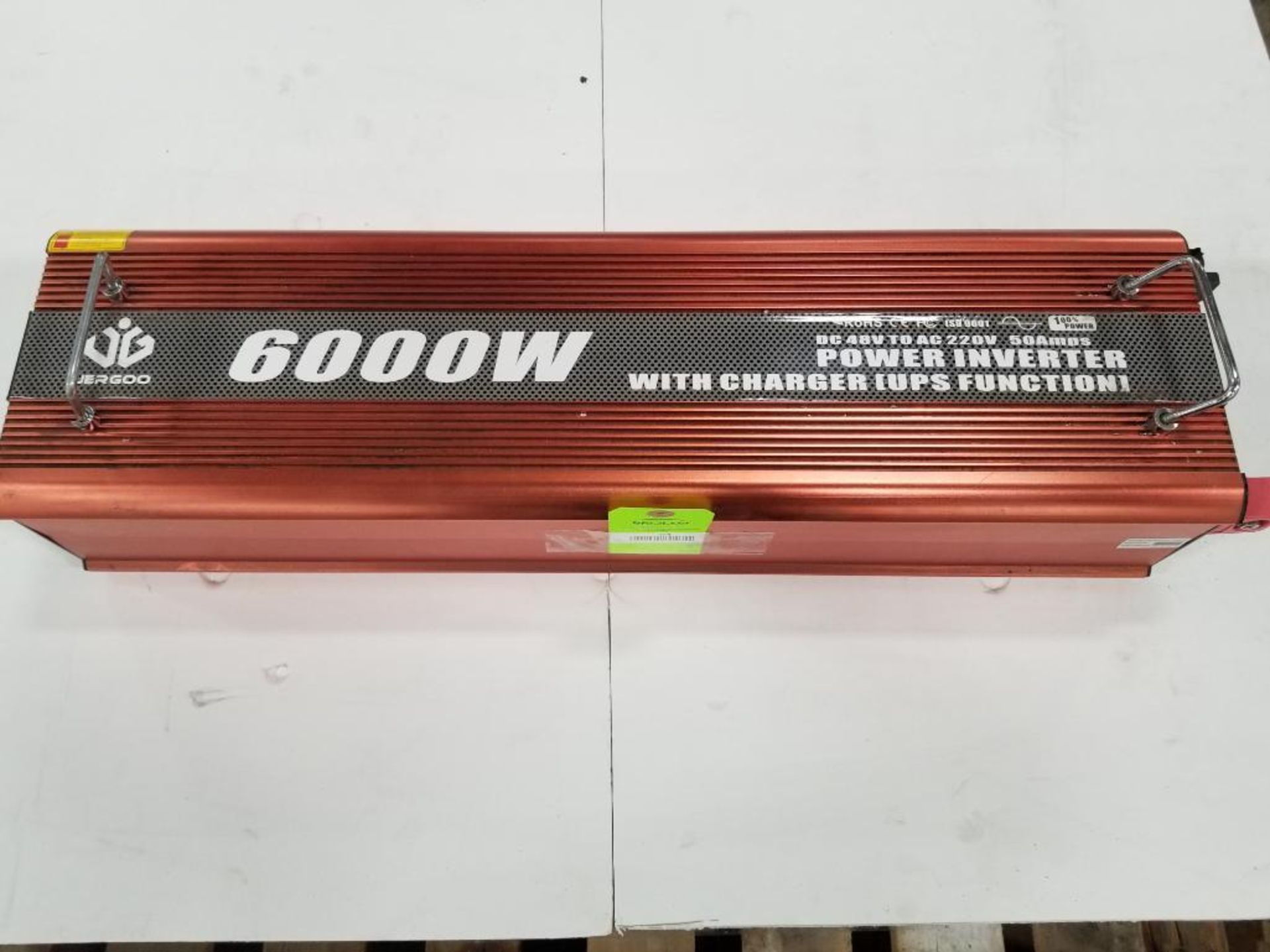 Jergoo 6000W power inverter with charger. New no box.