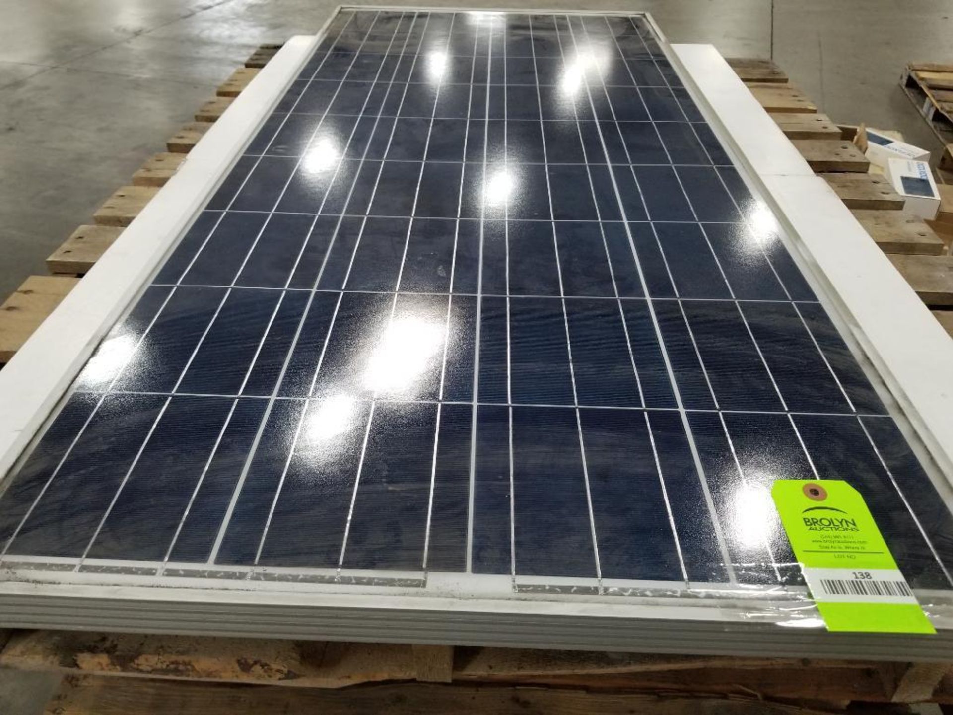 ZEBRA Energy ZBR-150P solar panel. 150W.