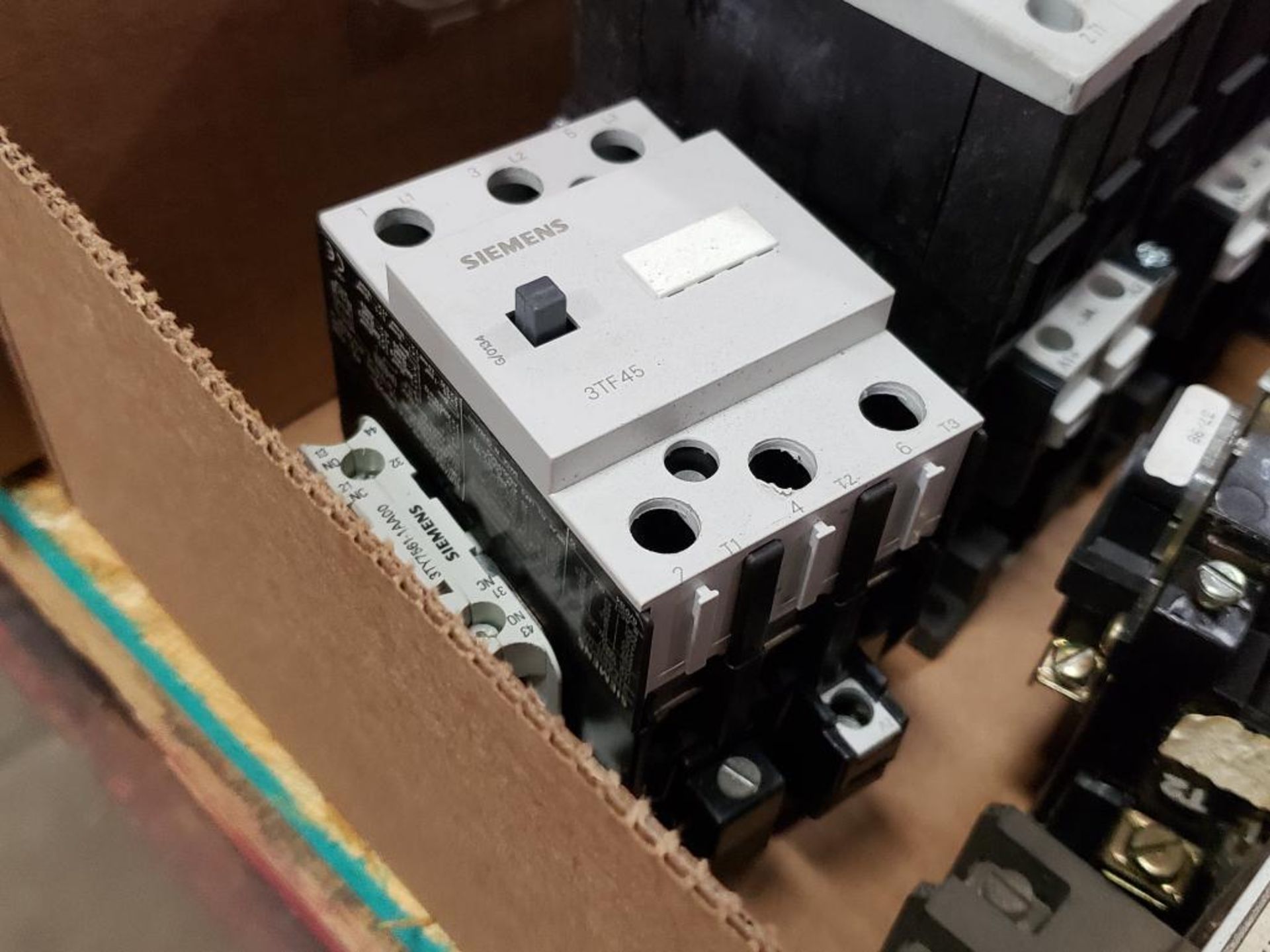 Assorted electrical contactor, relay. Siemens, Joslyn Clark. - Image 5 of 6