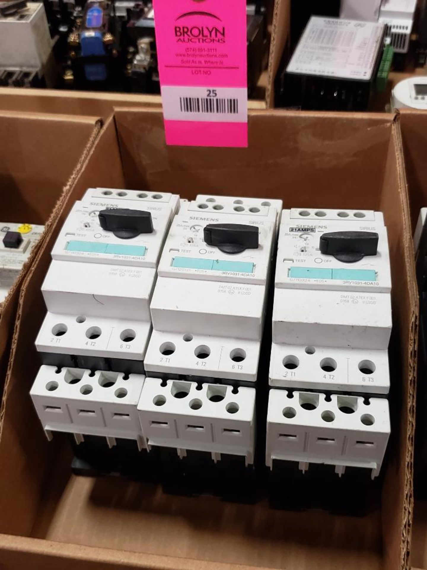 Qty 3 - Siemens Sirius 3RV1031-4DA10 contactor.