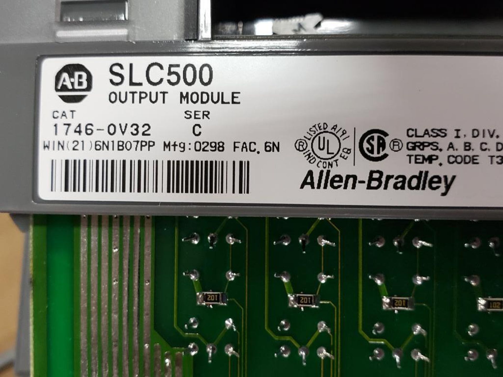 Allen Bradley SLC 5/01 programmable control rack. CPU, Input, output. - Image 9 of 11