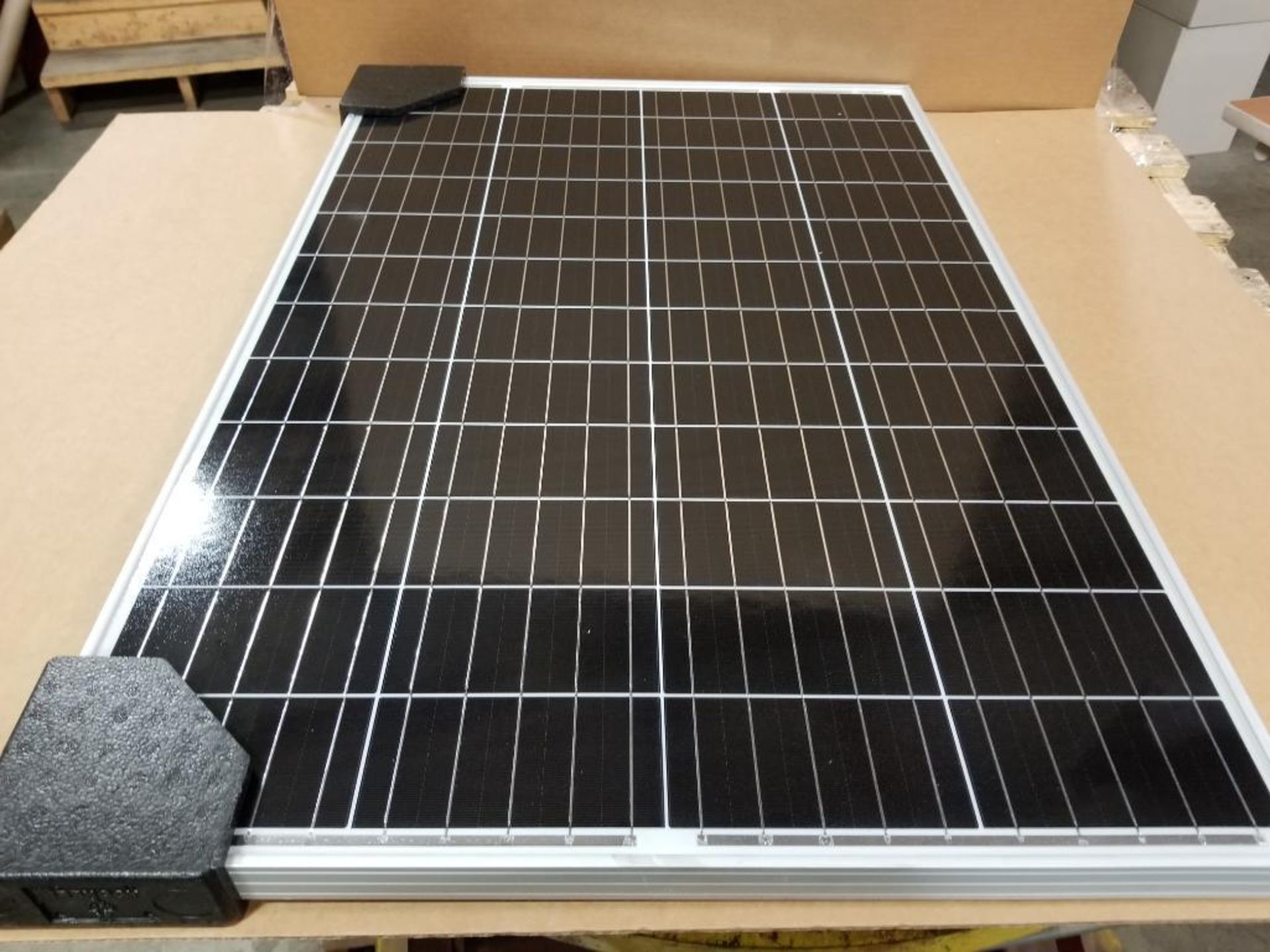 Renogy 125W solar panel. DEHCO-125D-48.