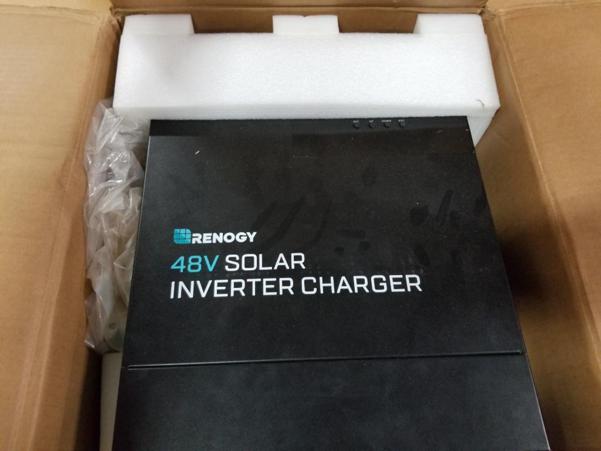 Renolgy solar inverter charger 48V 3500W. RIV4835CH1S-G2-US. - Image 8 of 8
