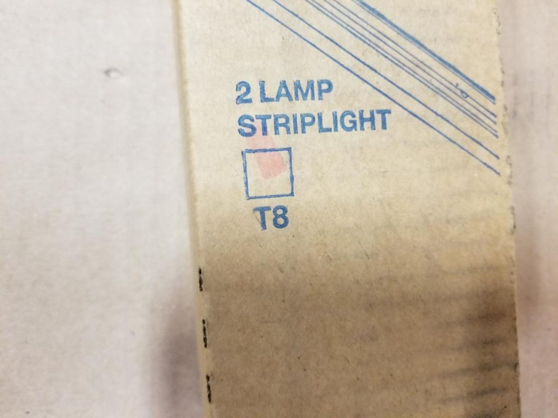 Qty 20 - 48" 1 or 2 lamp narrow striplight. APS-NS. - Image 3 of 4