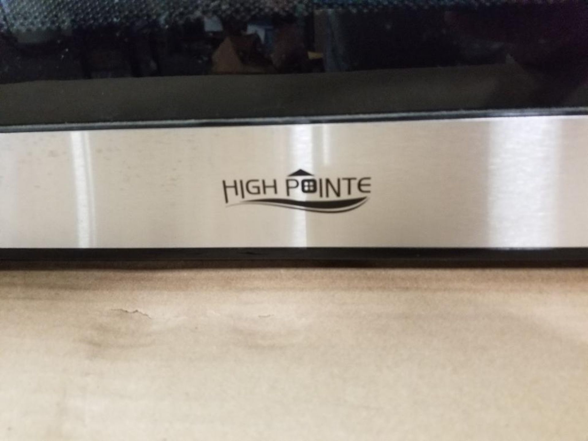 High Pointe above range microwave. - Image 2 of 4
