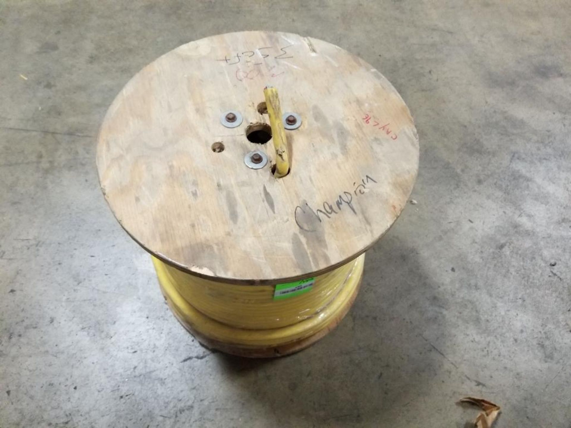 Roll of electrical wire. 148LBS. Approx. 350FT. - Image 2 of 5