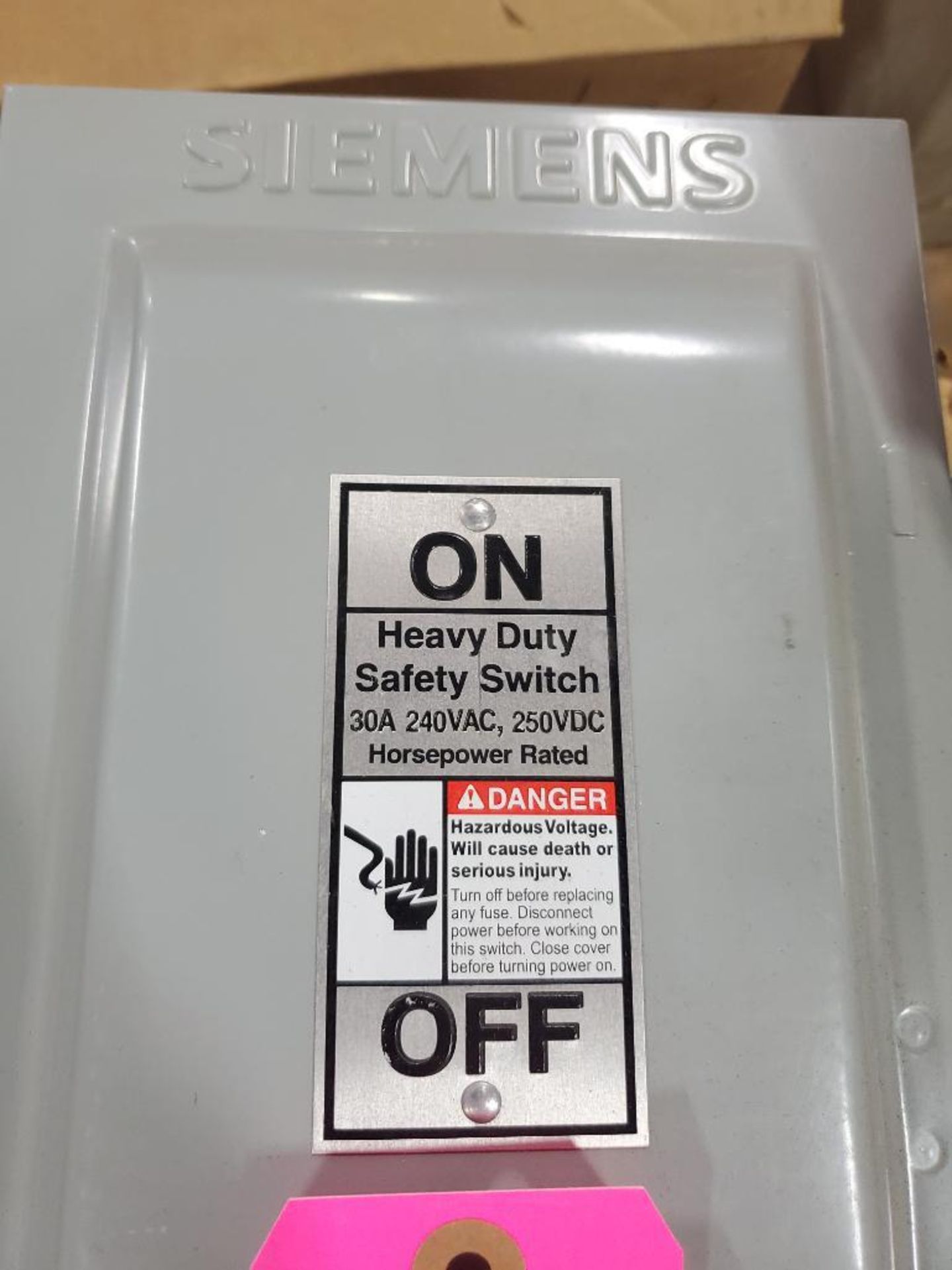Siemens heavy duty safety switch. Catalog HF221N. New in box. - Image 2 of 5