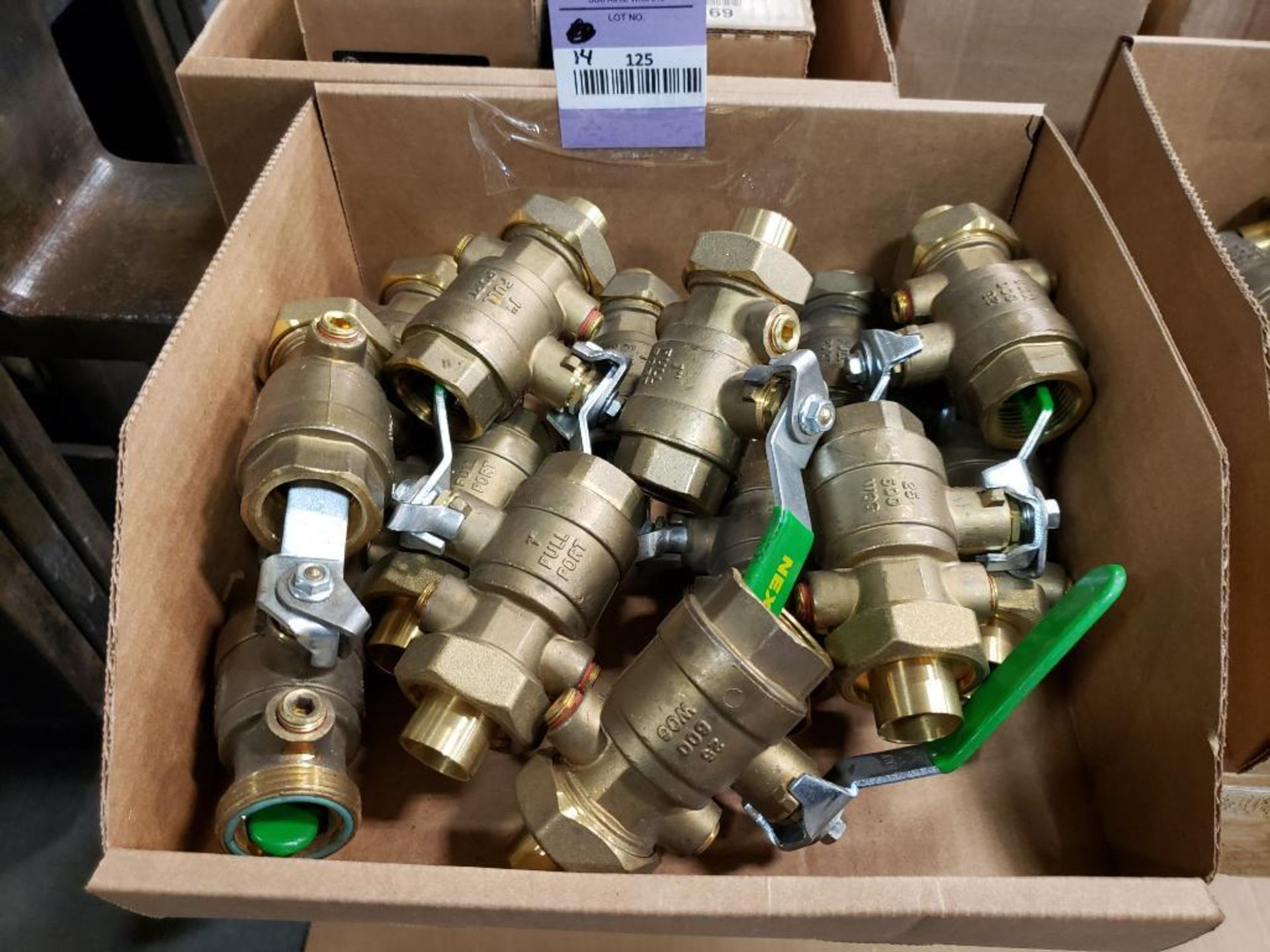 Qty 14 - Assorted brass valves.