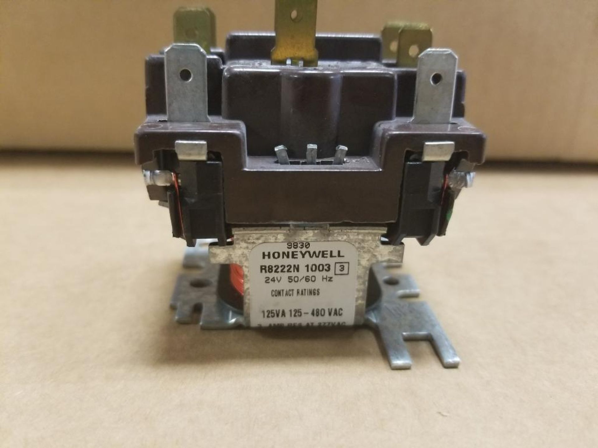 Qty 60 - Honeywell relay. Part number R8222N-1003. New in bulk box. - Image 2 of 5