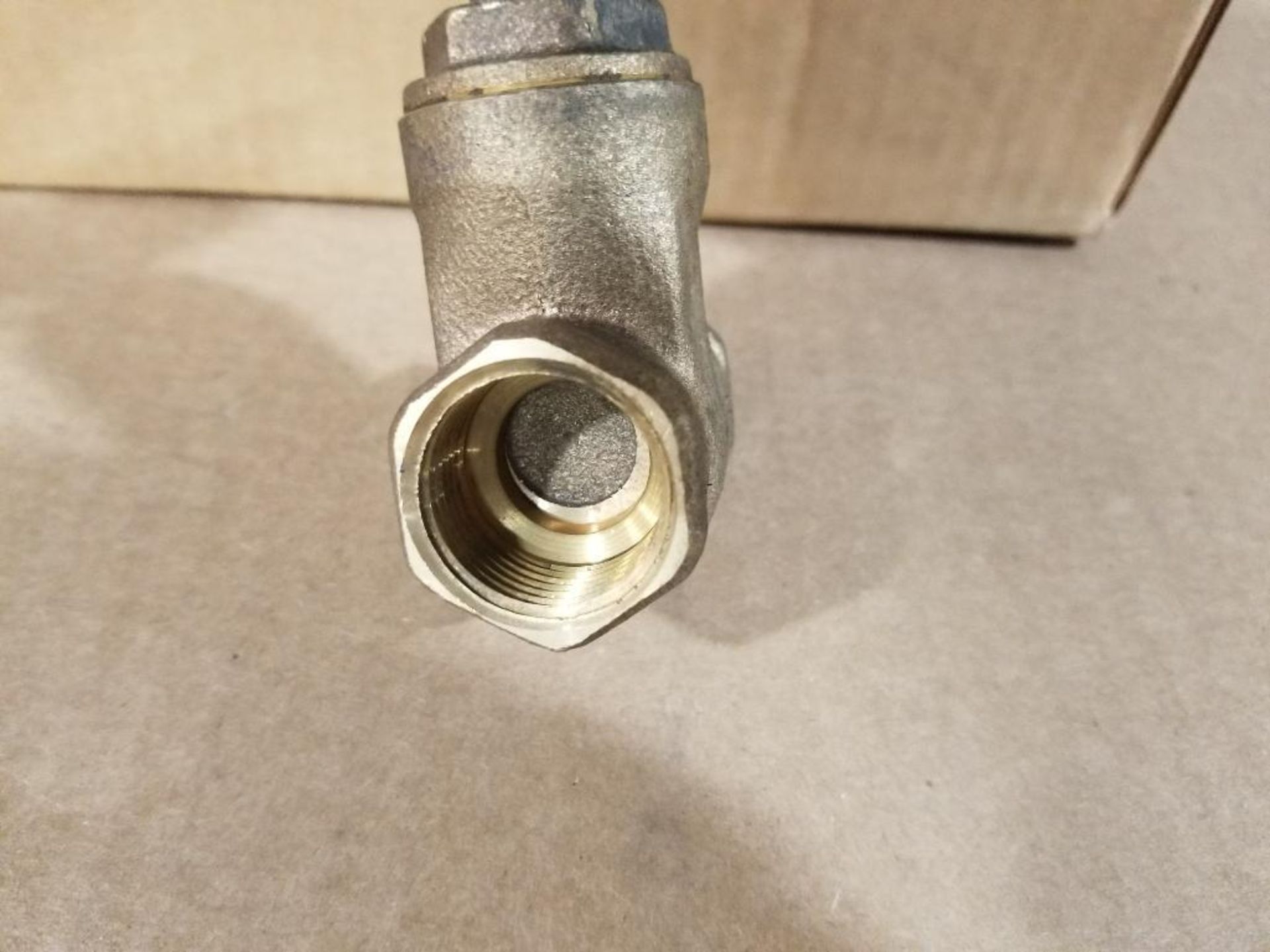 Qty 75 - Nibco 3/4in brass threaded shut off valve. New in bulk box. - Image 5 of 9