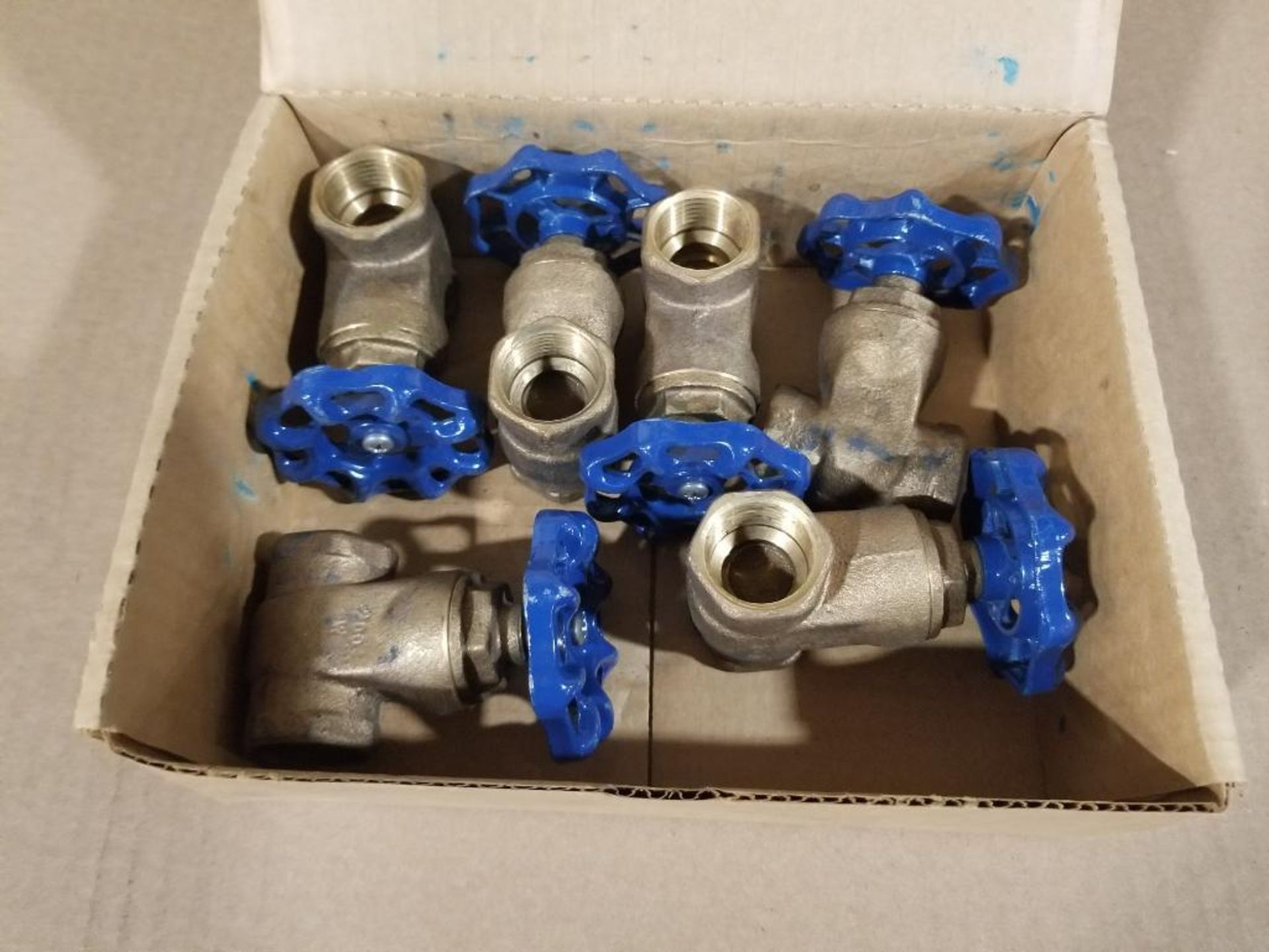 Qty 75 - Nibco 3/4in brass threaded shut off valve. New in bulk box. - Image 4 of 6