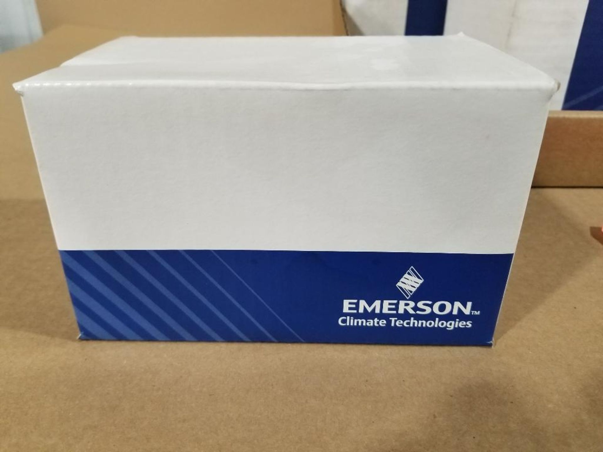 Qty 6 - Emerson thermal expansion valve. Part number HFESC-1/4-RW-45. - Image 2 of 4