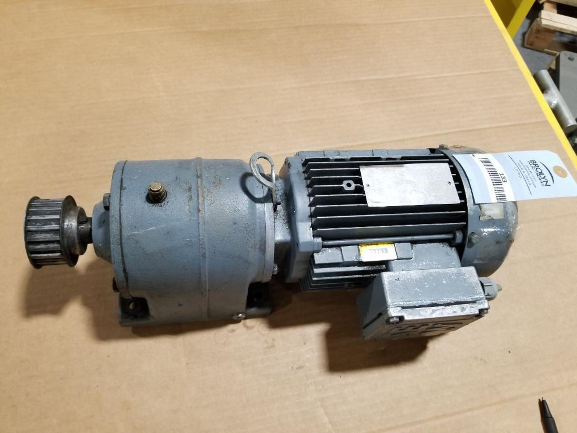 Sew Eurodrive motor and gearbox. - Image 3 of 4