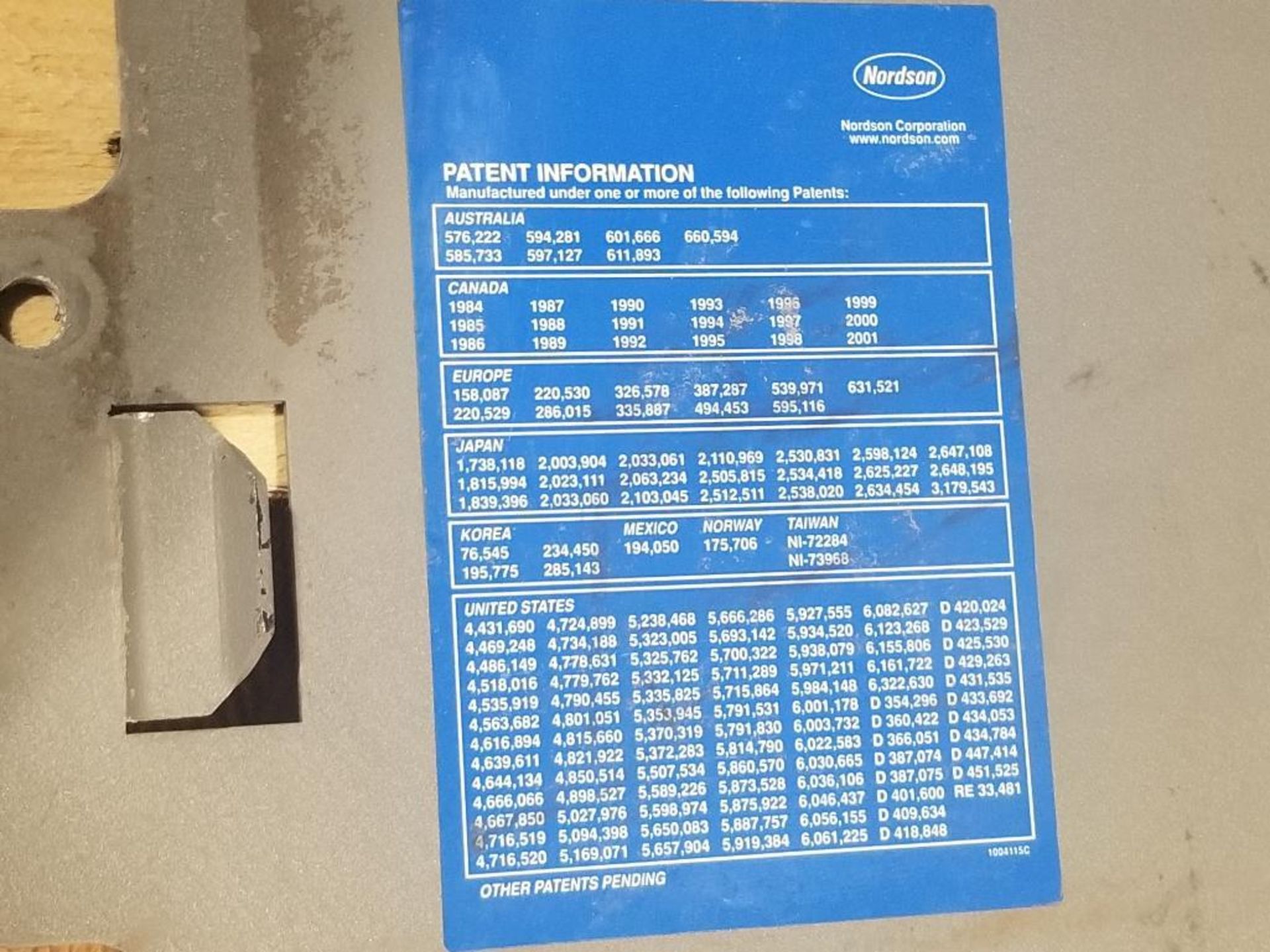 Nordson hot melt unit with hose and eclipse pattern control system. Model number EPC-15. - Image 3 of 13